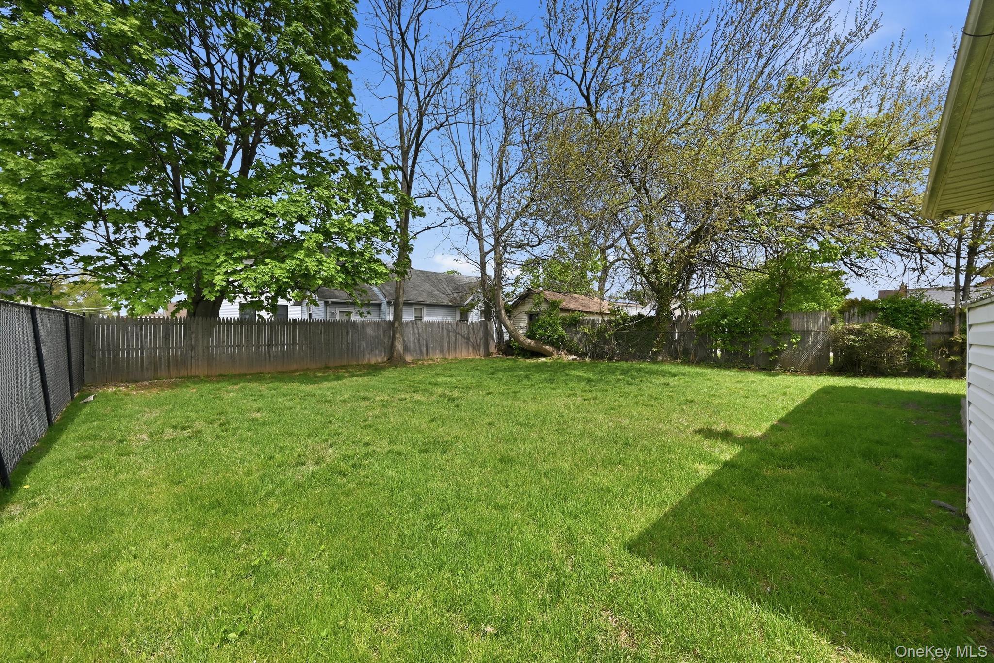 117 Woodside Avenue Property Photo 6