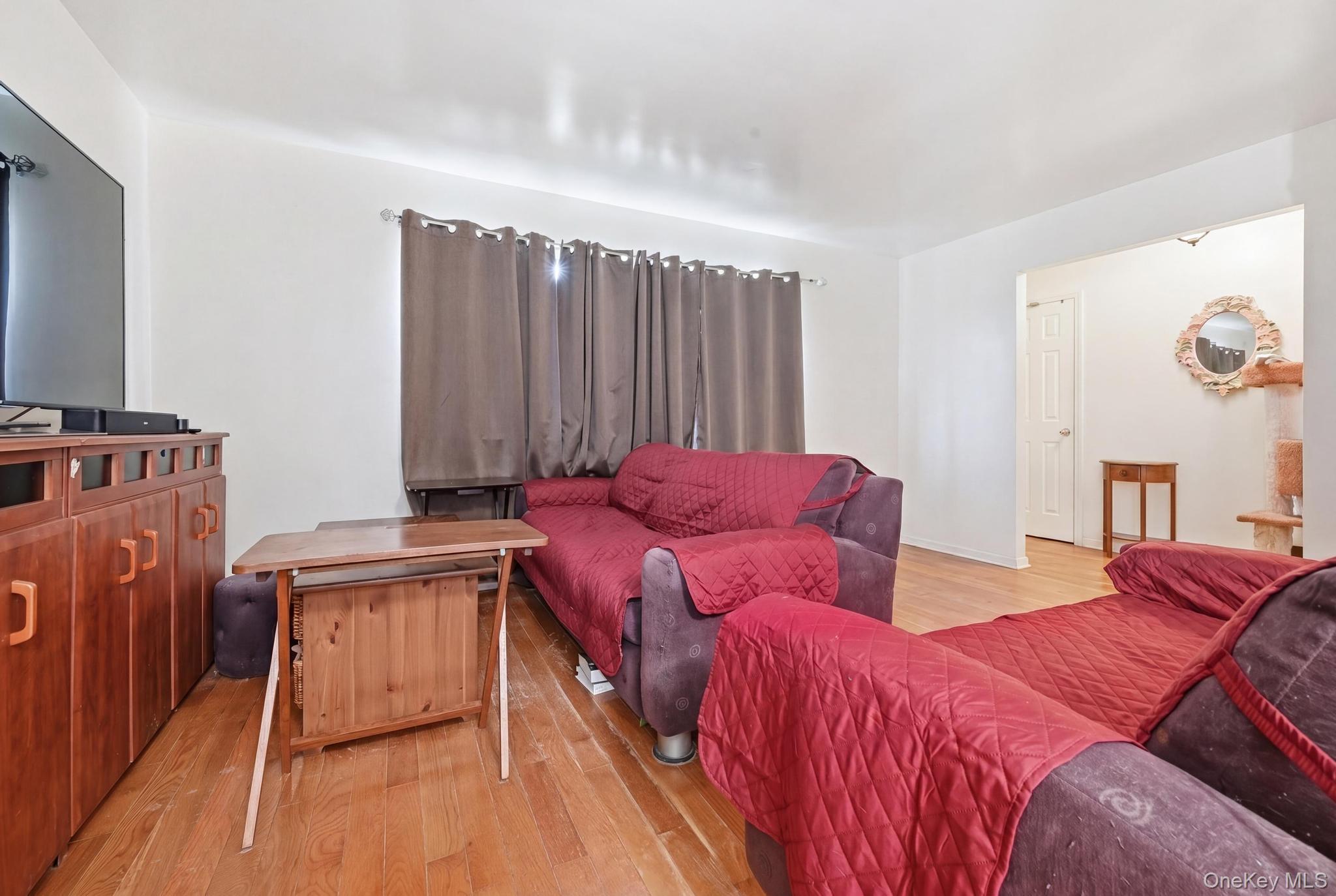 117 Woodside Avenue Property Photo 8