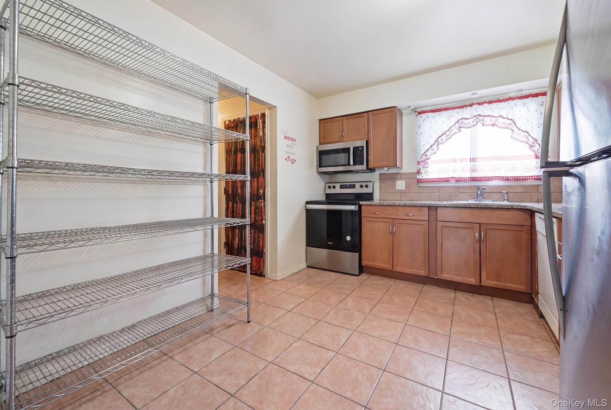 117 Woodside Avenue Property Photo 12