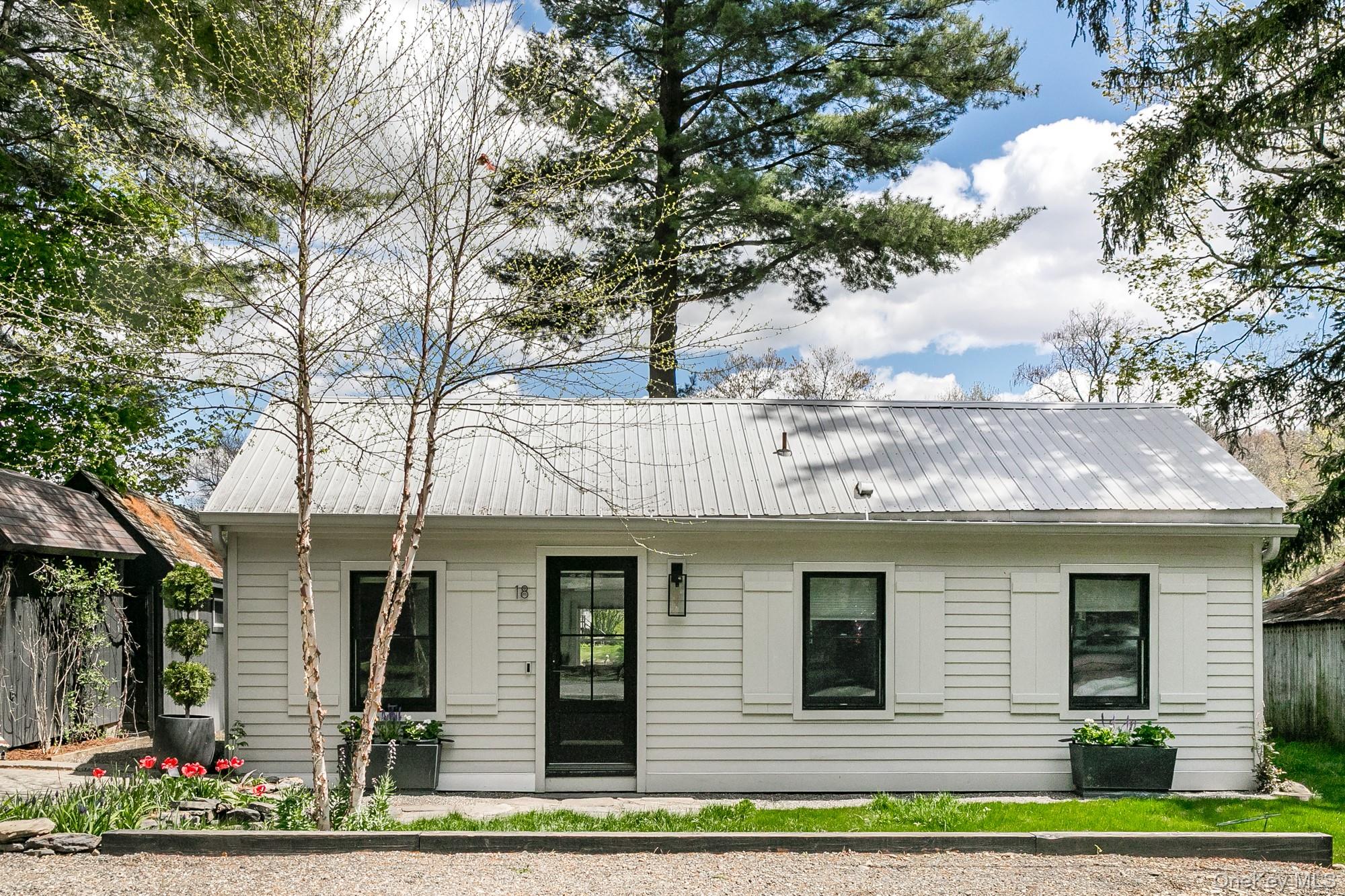 18 Fourth Avenue Property Photo 1
