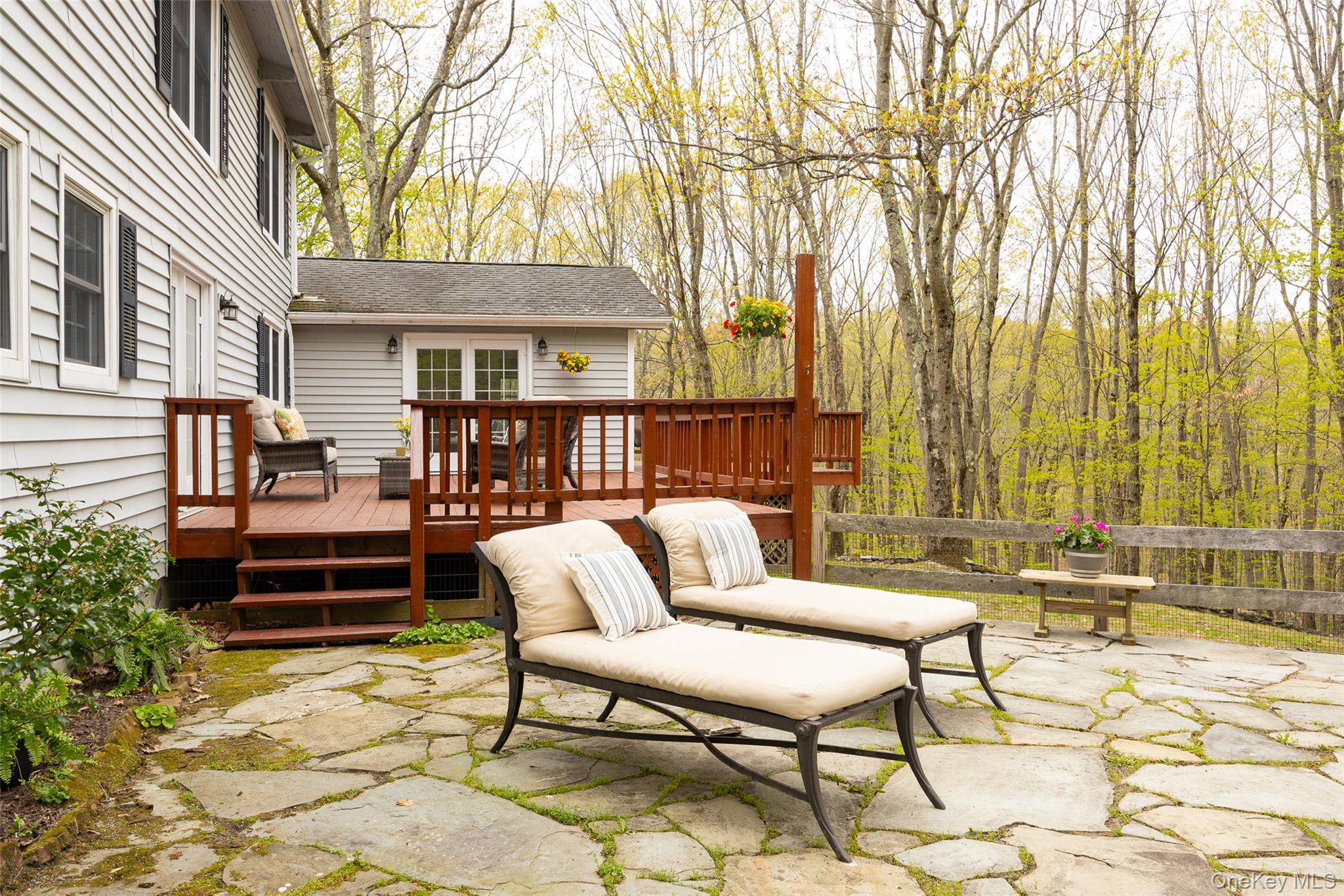 33 Willow Brook Ridge Property Photo 6