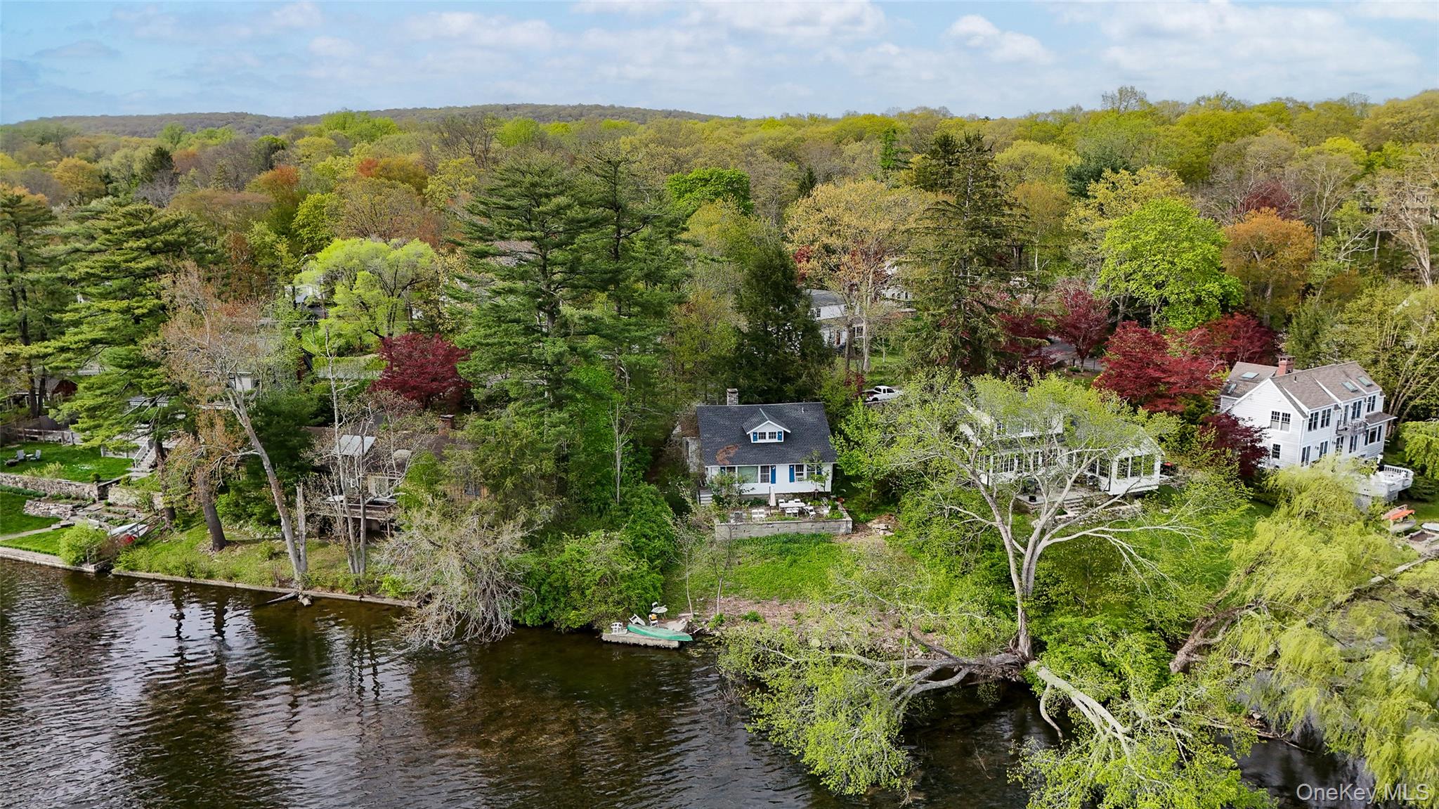 8 Hoyt Street Property Photo 3