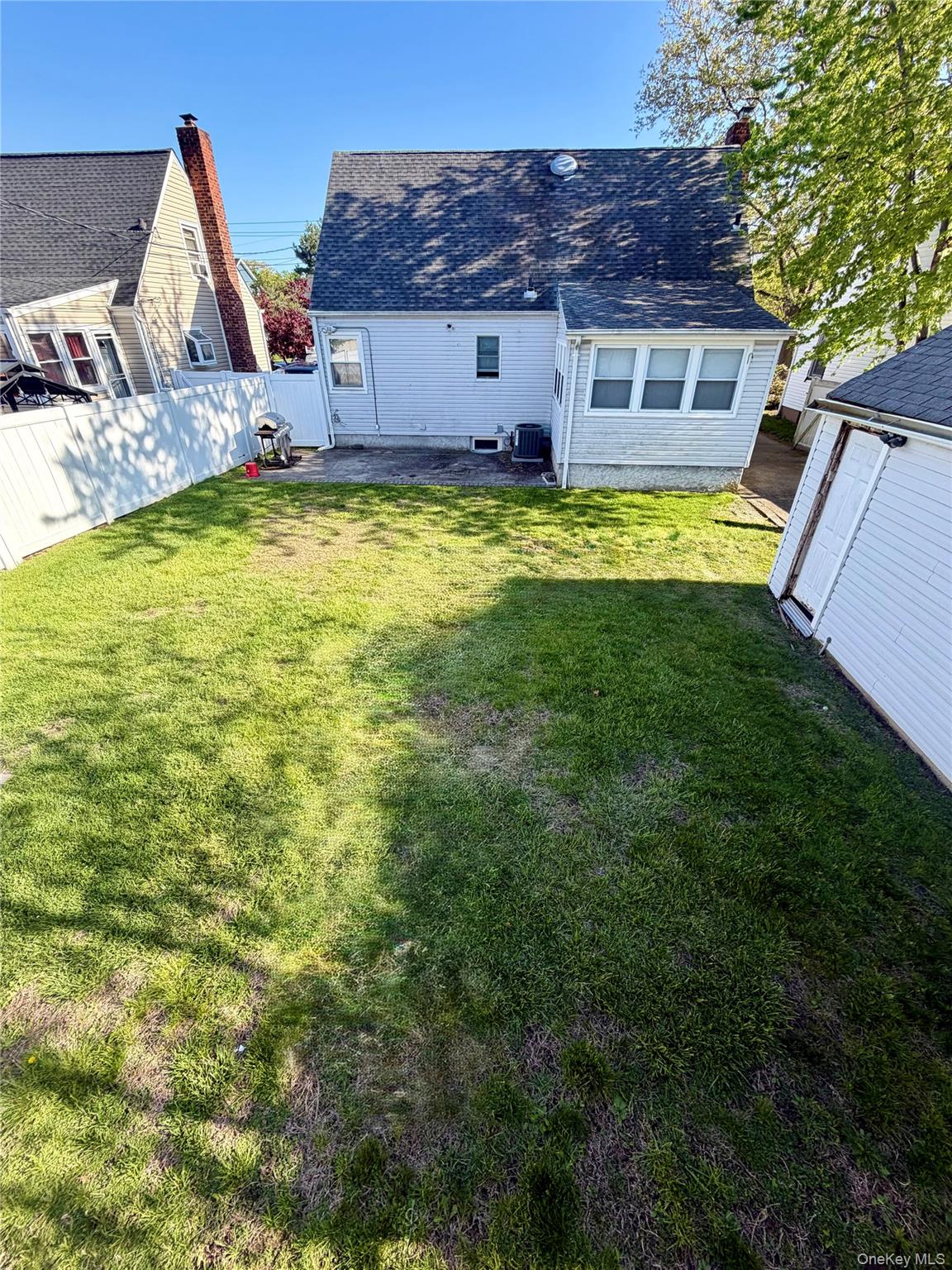 847 Jerusalem Avenue Property Photo 17