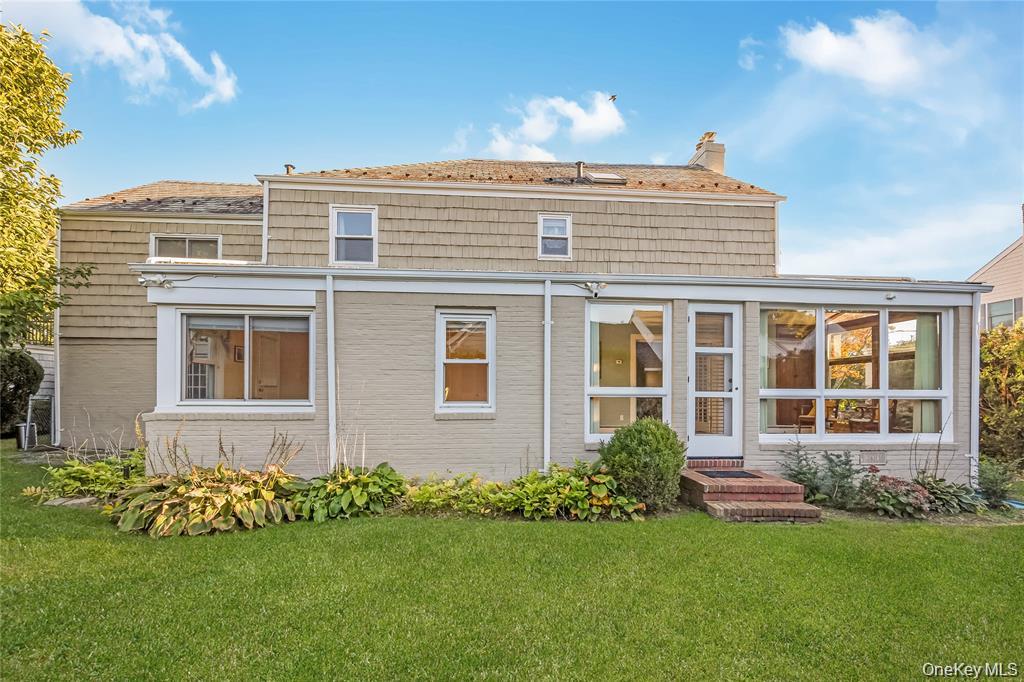15 Combes Avenue Property Photo 5