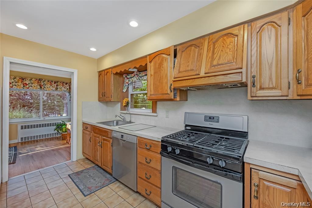 15 Combes Avenue Property Photo 14