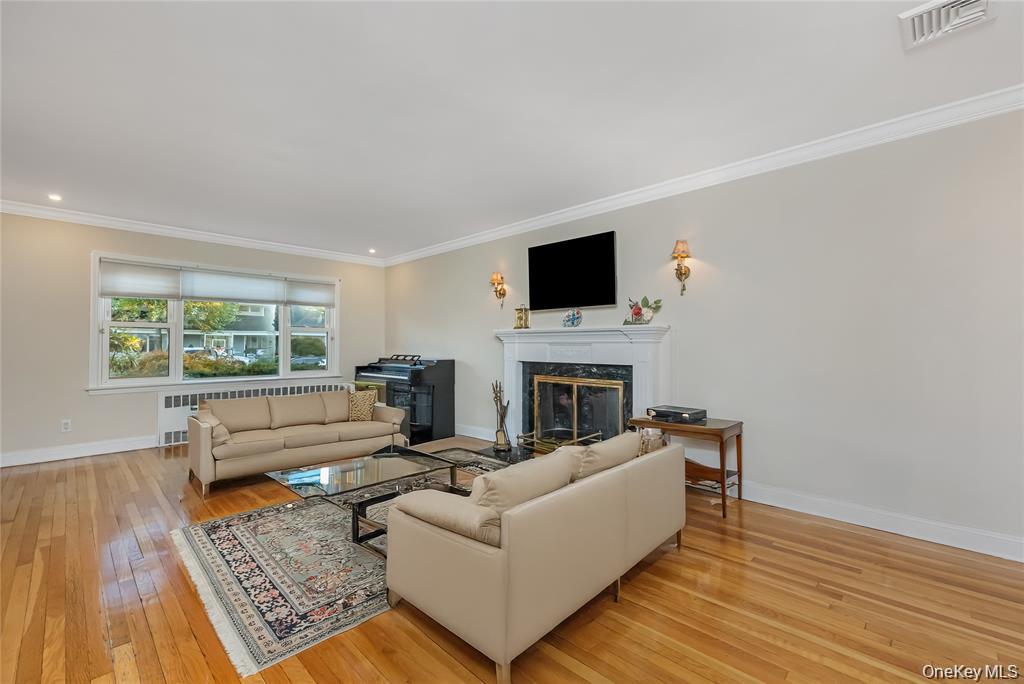 15 Combes Avenue Property Photo 23