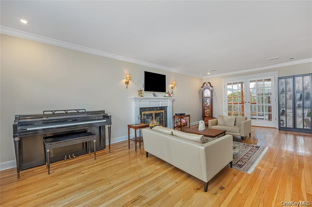 15 Combes Avenue Property Photo 25