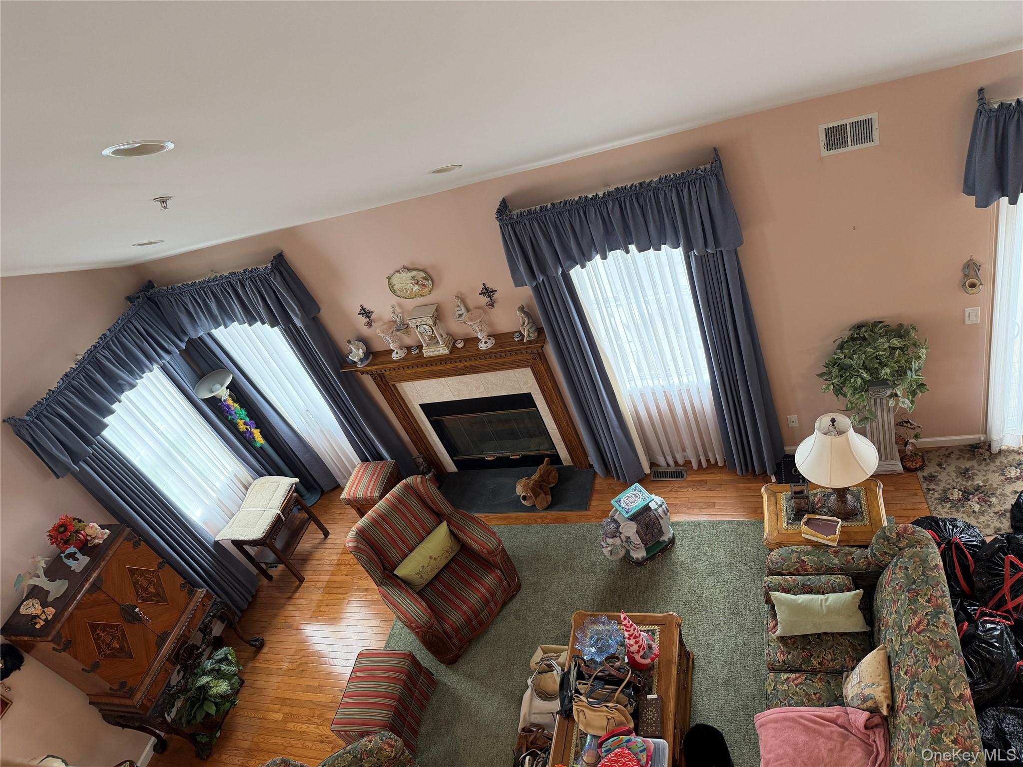 19 Meadow Pond Circle Property Photo 17