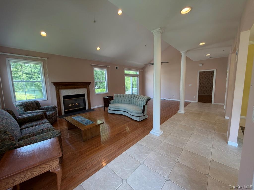 19 Meadow Pond Circle Property Photo 36