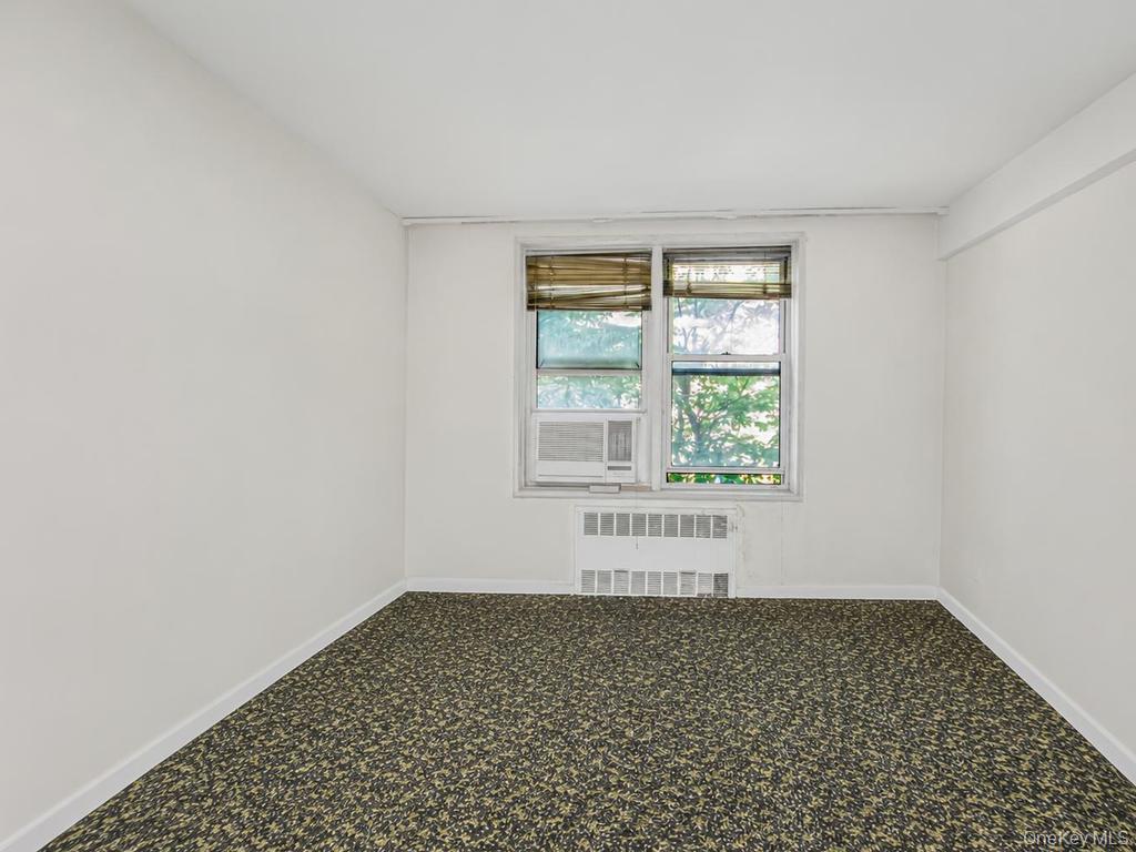 3305 92nd Street 1b Property Photo 6