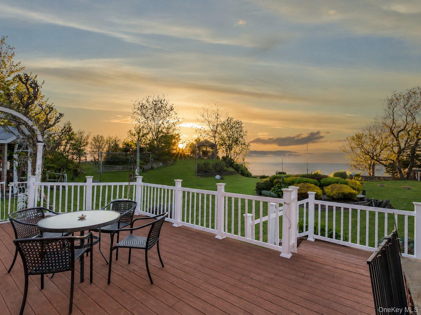 995 Red Fox Road Property Photo 11