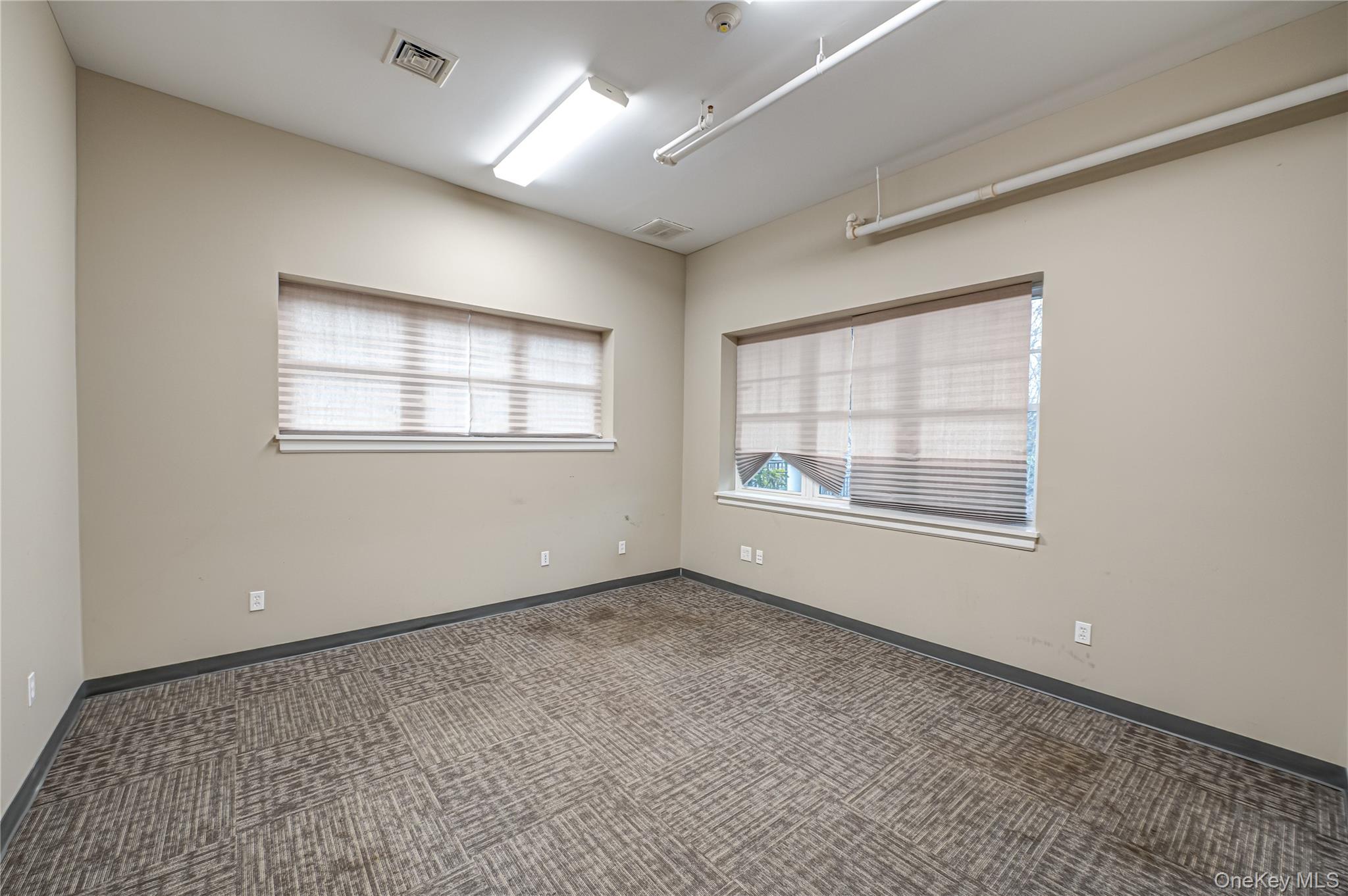 41 Green Street 1st Floor Property Photo 6