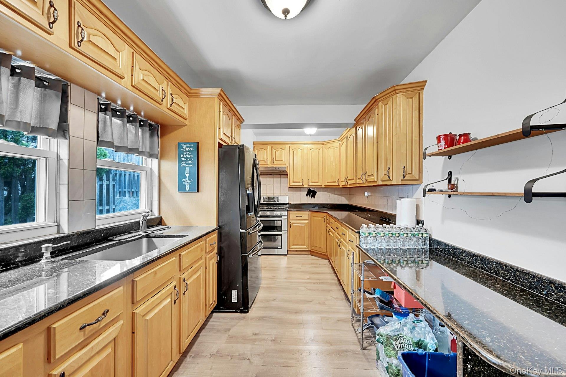 370 Park Hill Avenue Property Photo 8