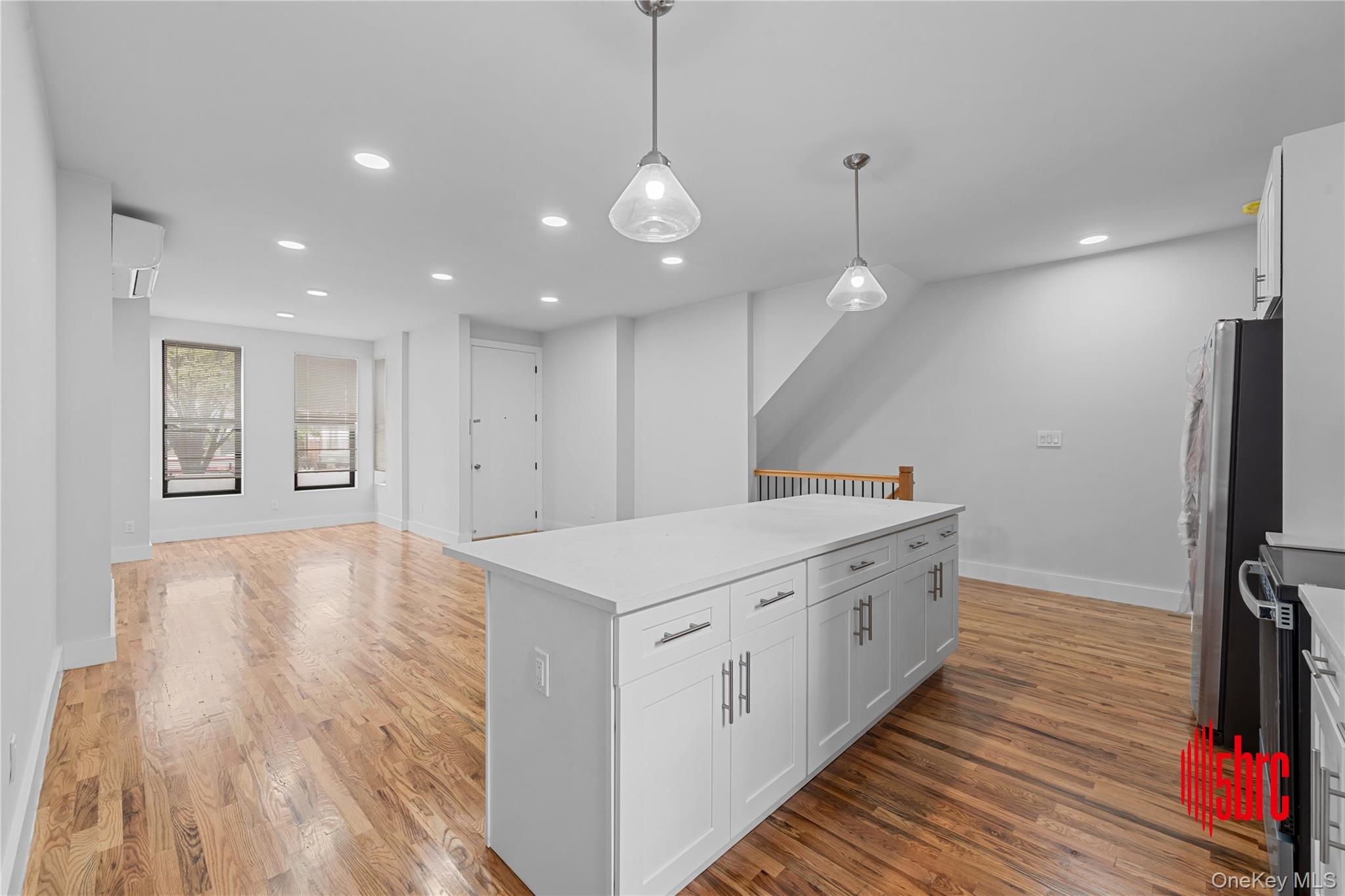 405 Miller Avenue Property Photo 4