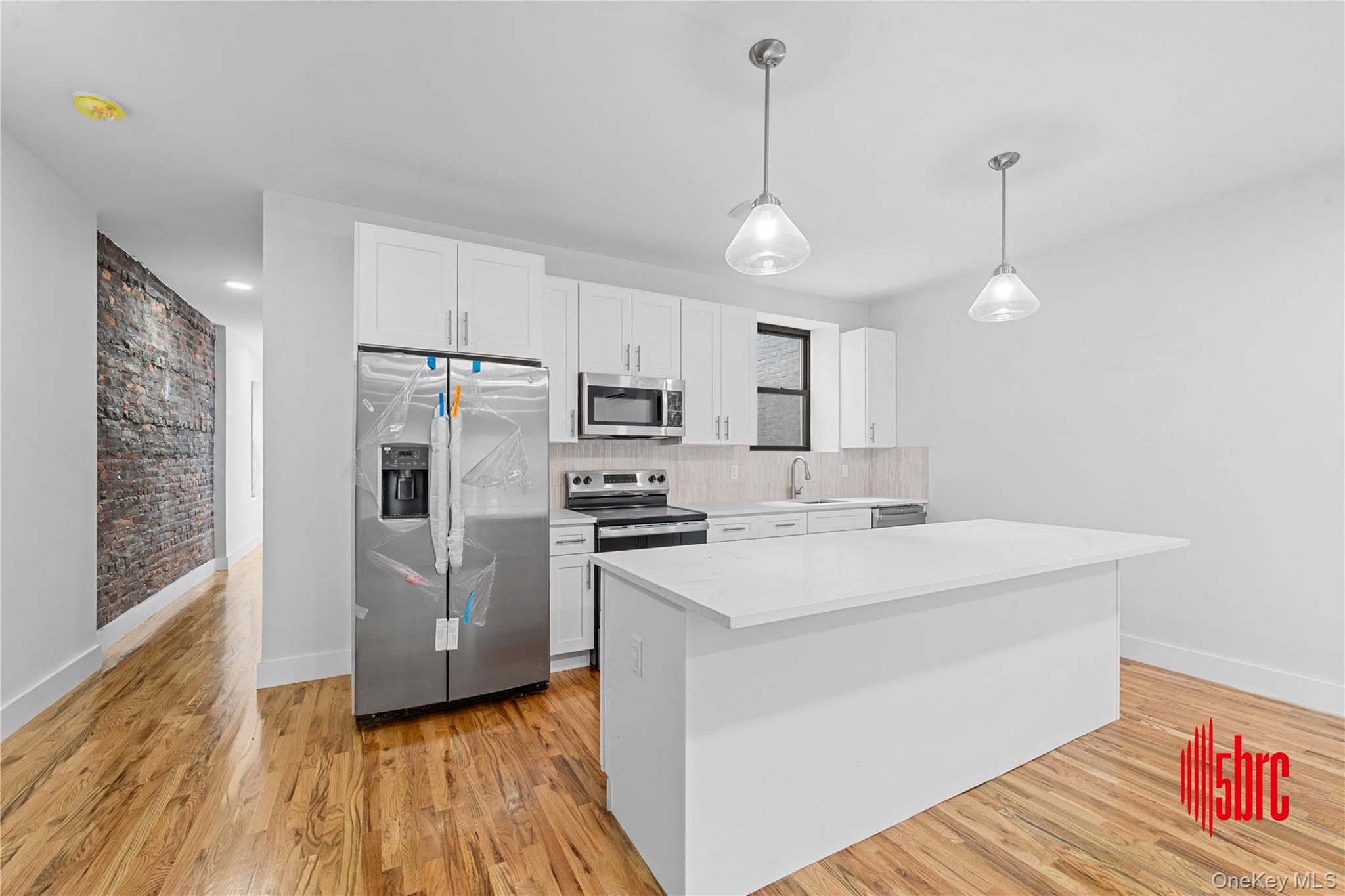 405 Miller Avenue Property Photo 23