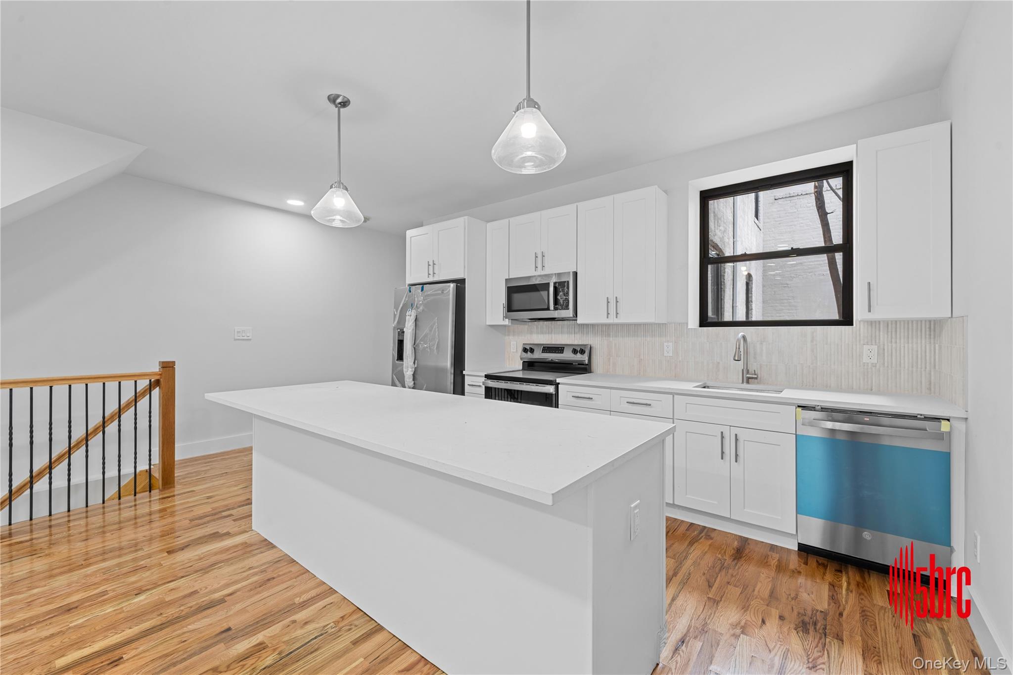 405 Miller Avenue Property Photo 25