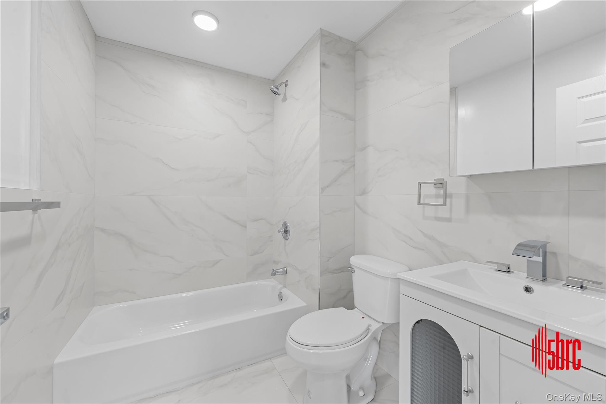 405 Miller Avenue Property Photo 36