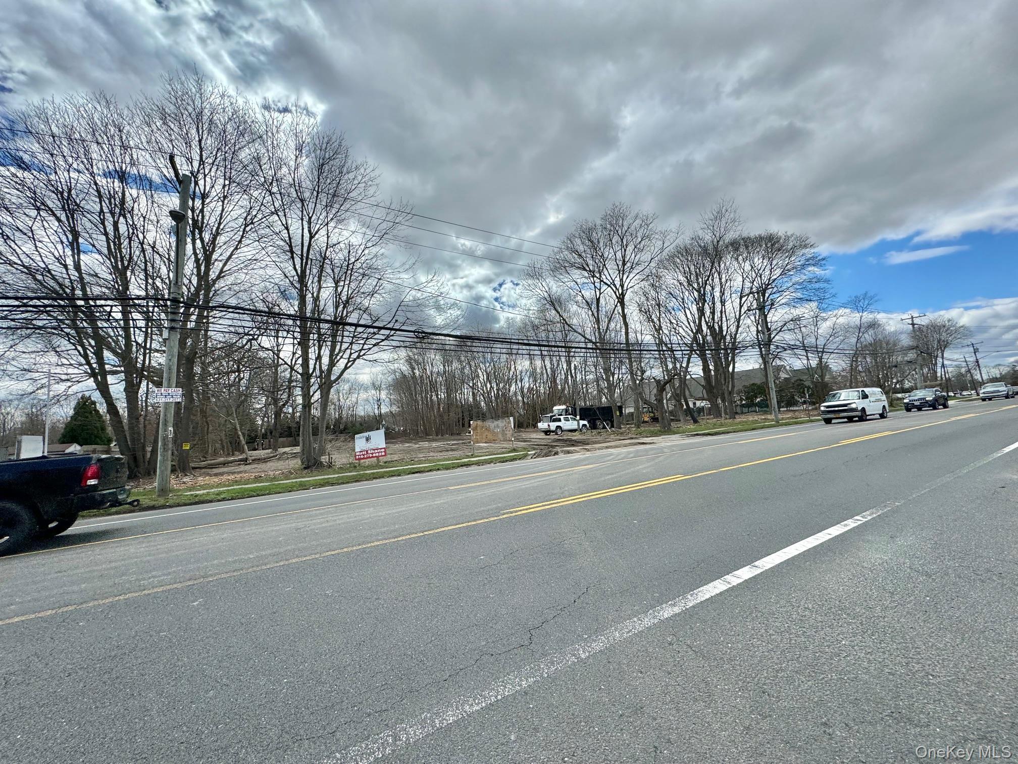 210-230 Montauk Highway Property Photo 10