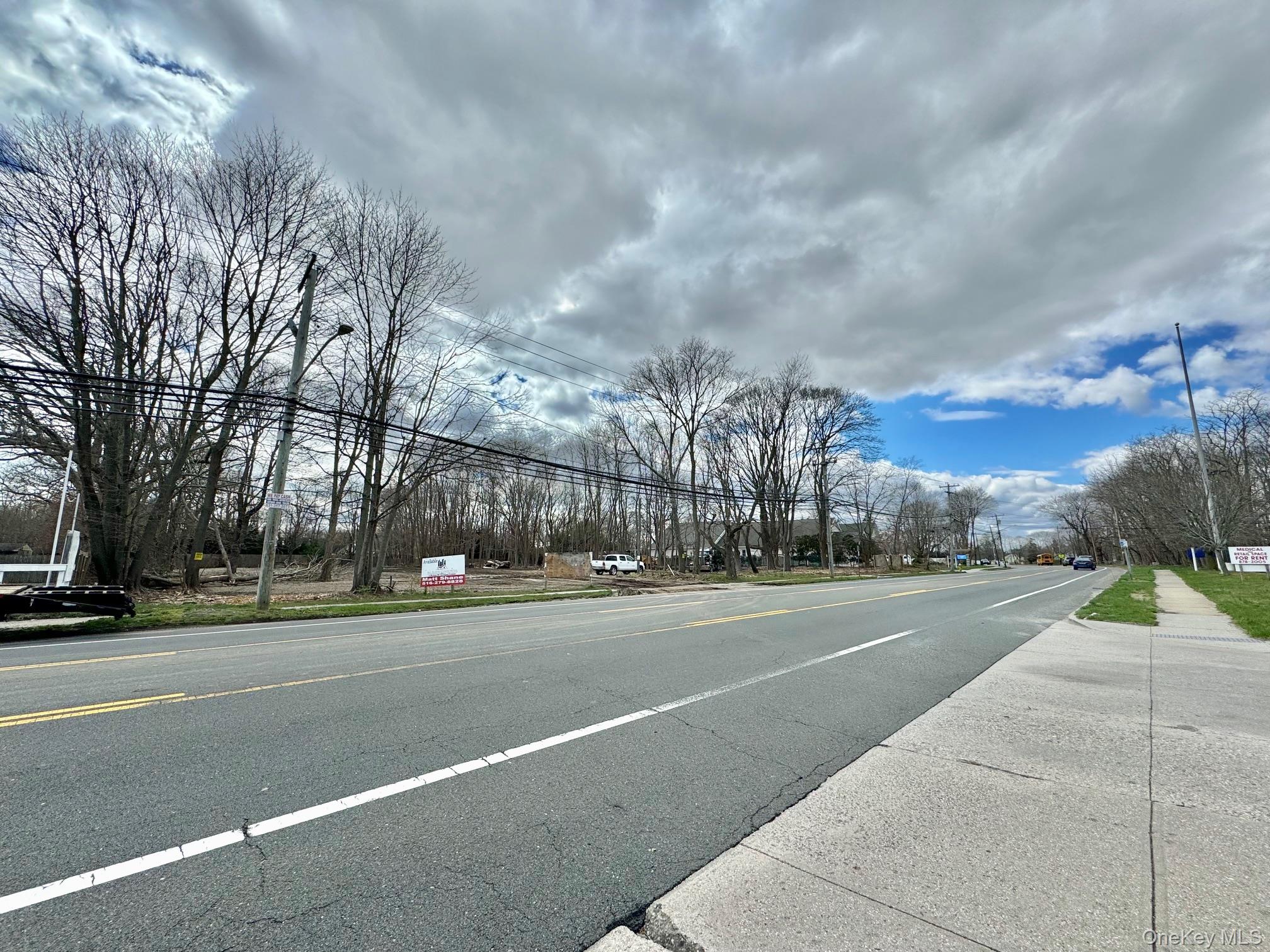 210-230 Montauk Highway Property Photo 11