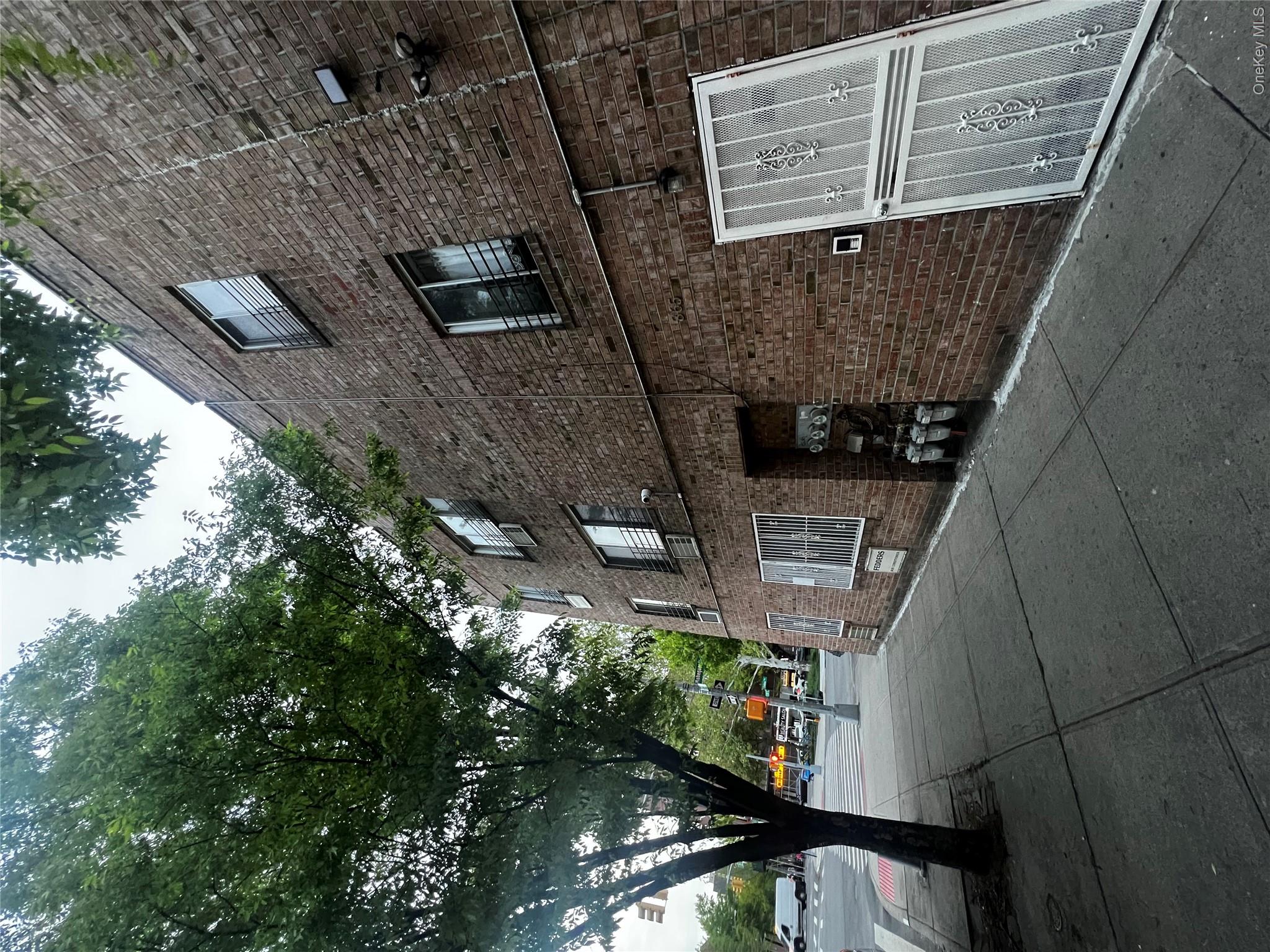 865 E 178th Street Property Photo 1