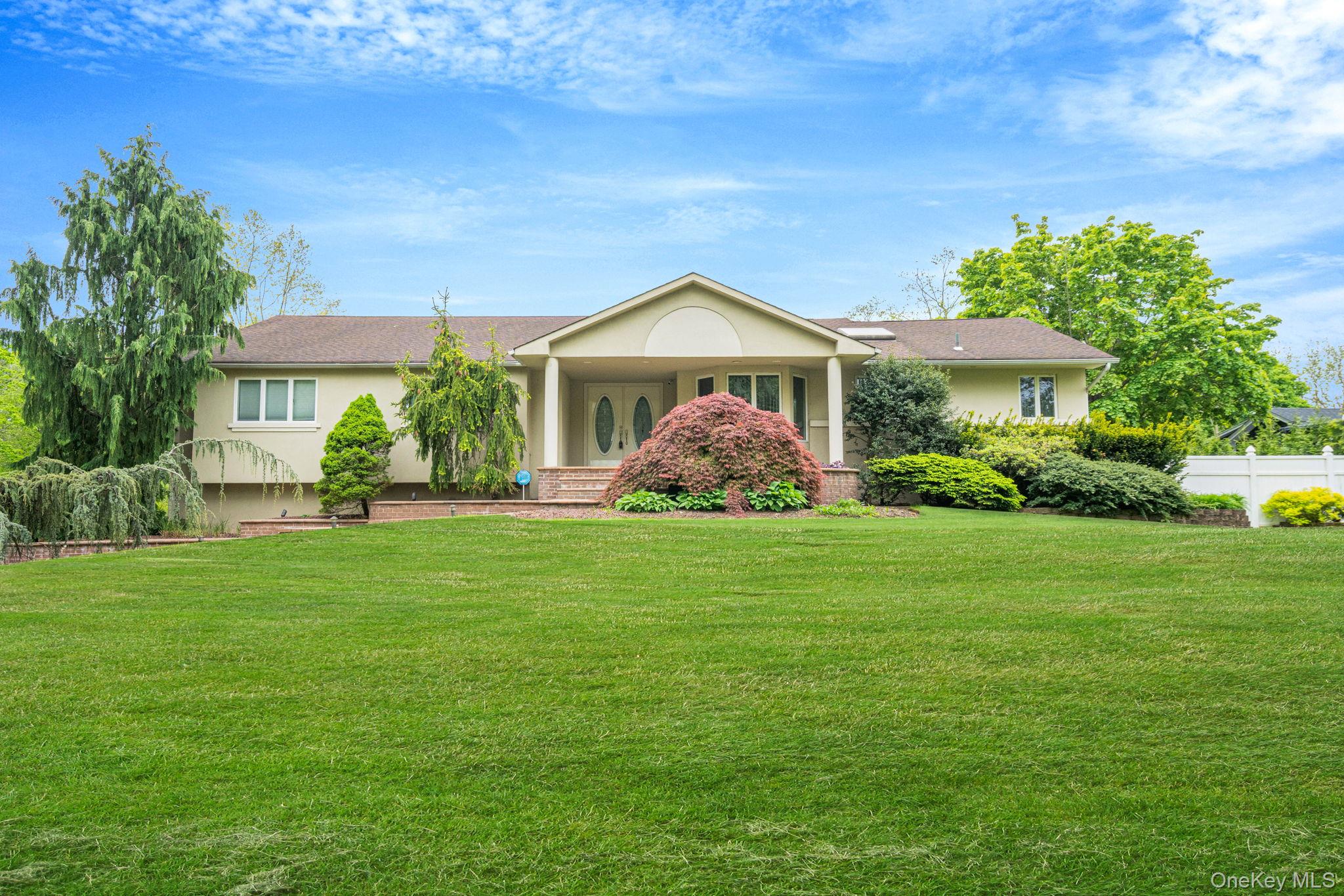 14 Penn Drive Property Photo 1