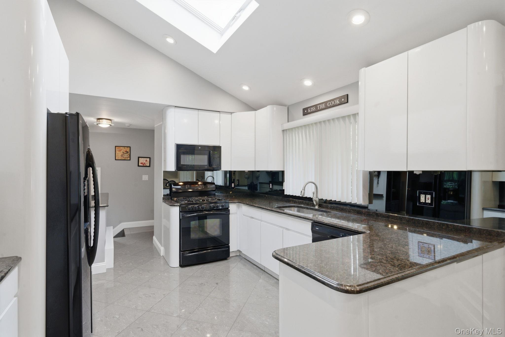14 Penn Drive Property Photo 11