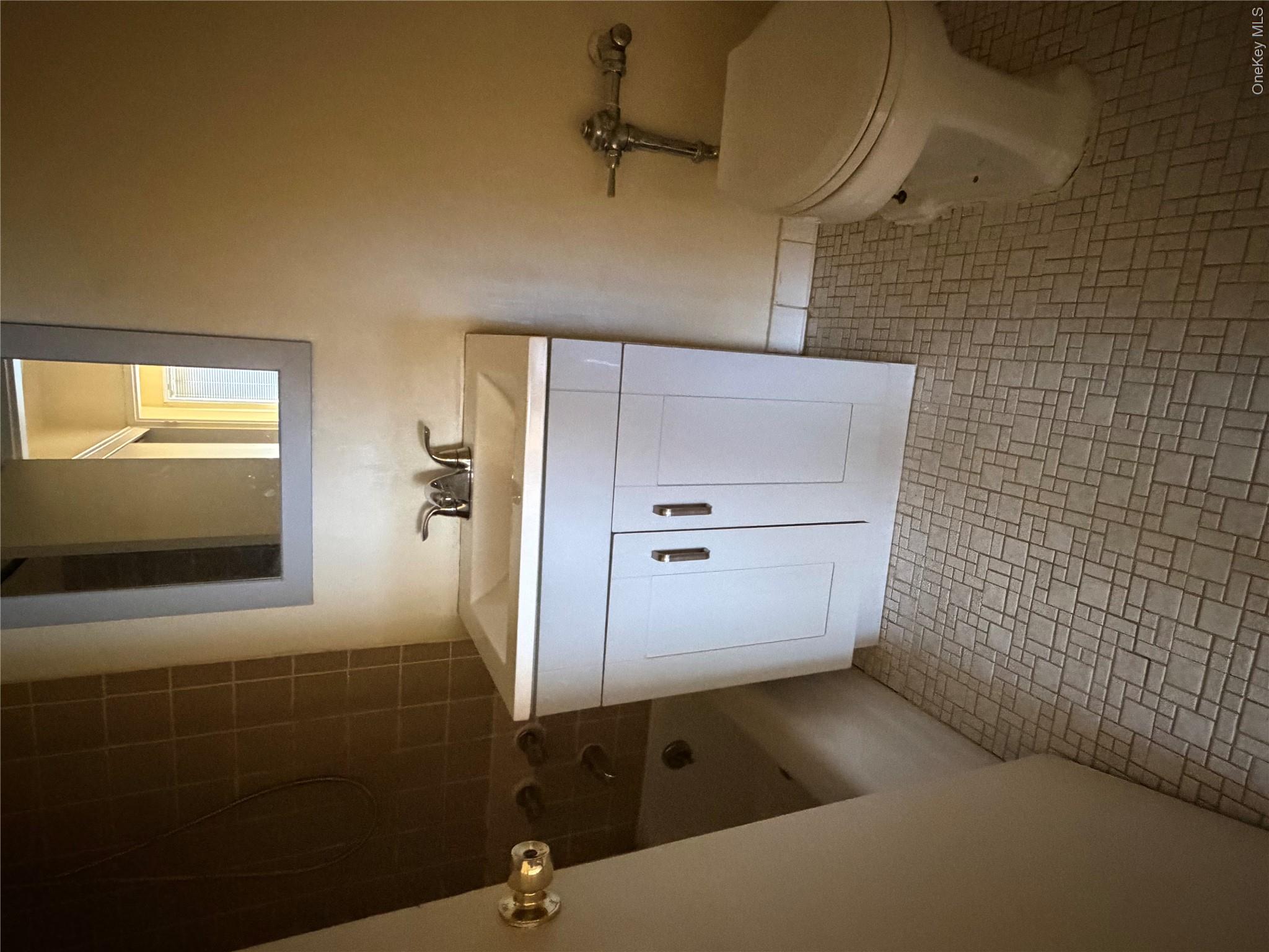 8410 153rd Avenue 3f Property Photo 6