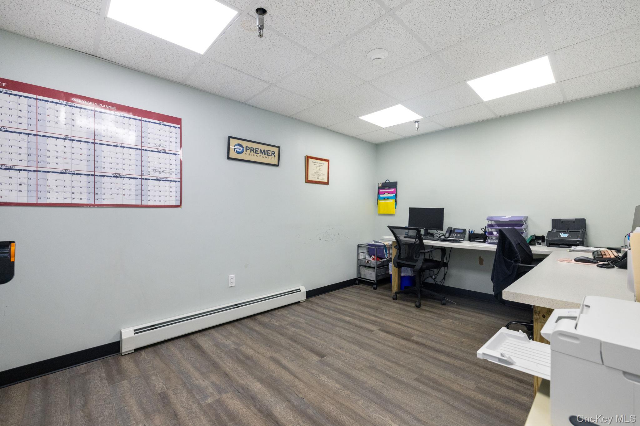 500 New Hempstead Road Property Photo 4