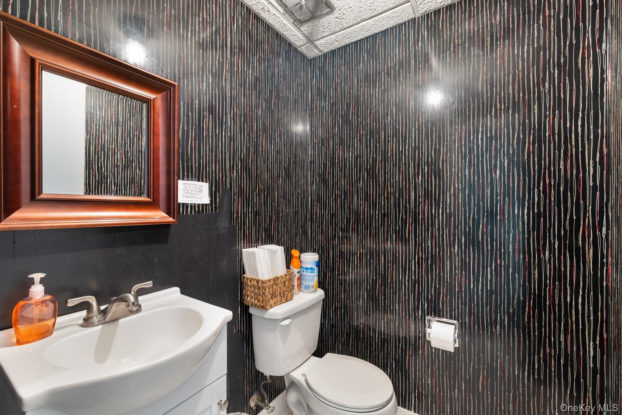 500 New Hempstead Road Property Photo 14
