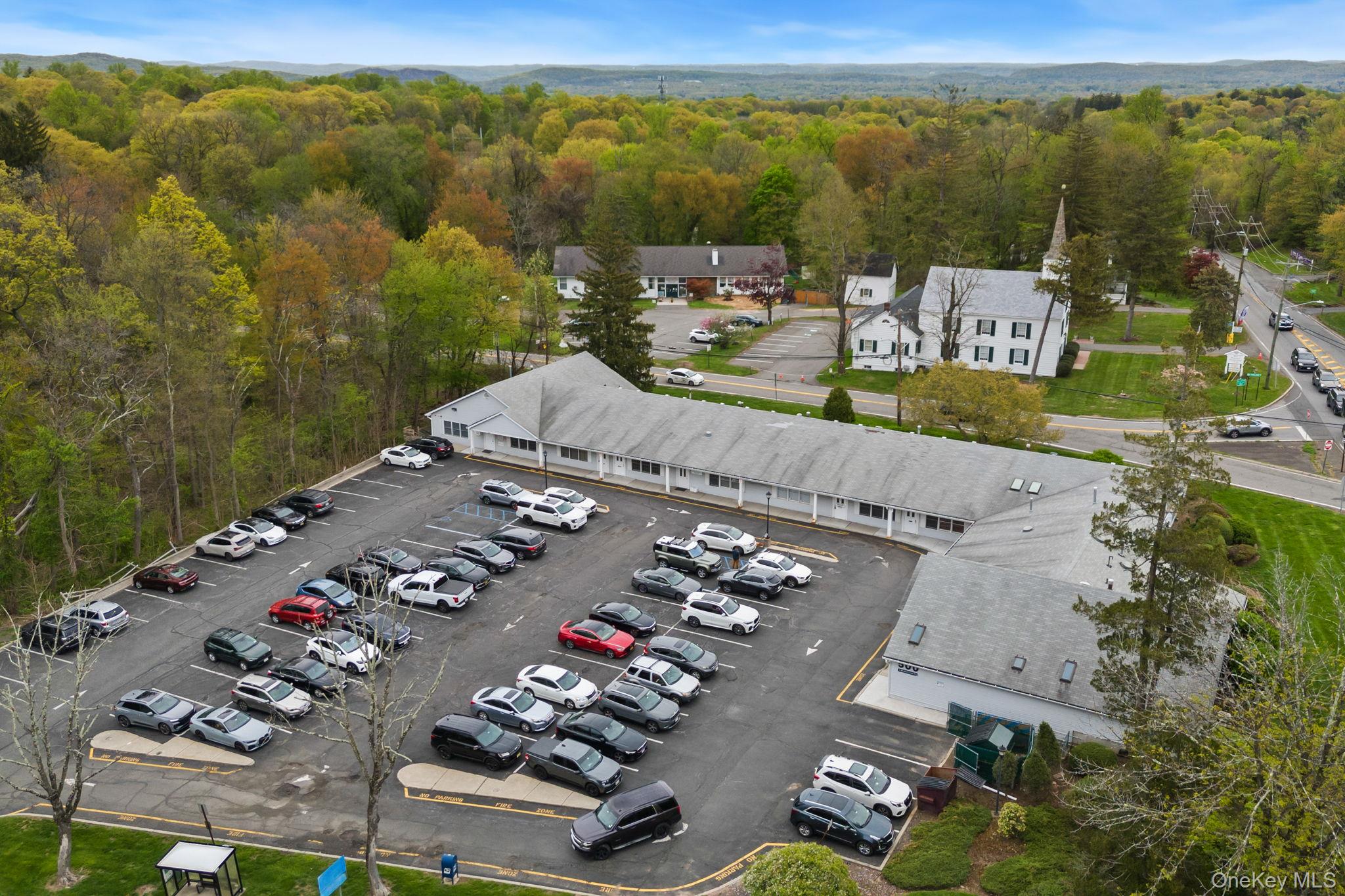 500 New Hempstead Road Property Photo 18