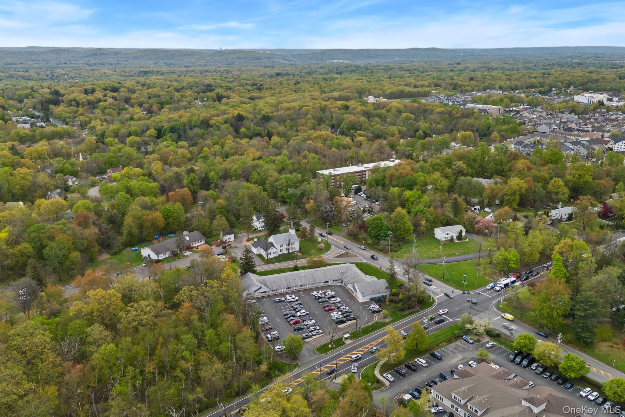500 New Hempstead Road Property Photo 20