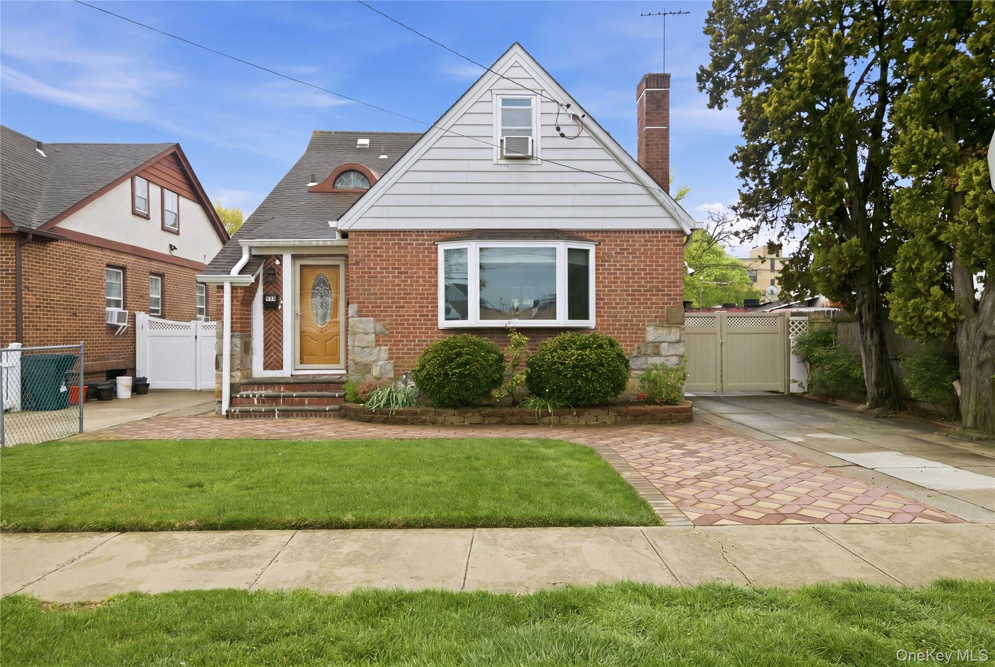 969 Gabriel Avenue Property Photo 3