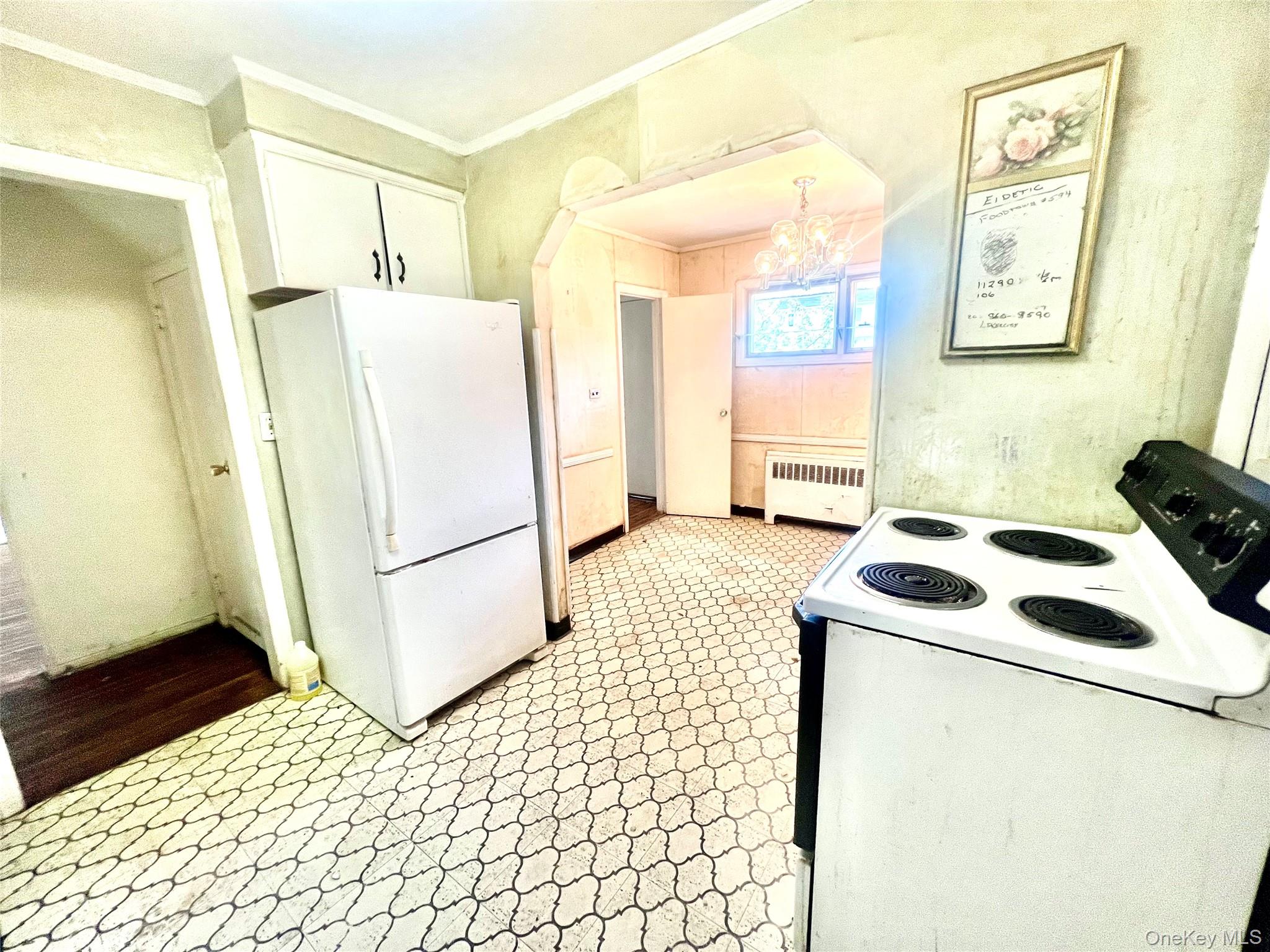 446 Howard Avenue Property Photo 6