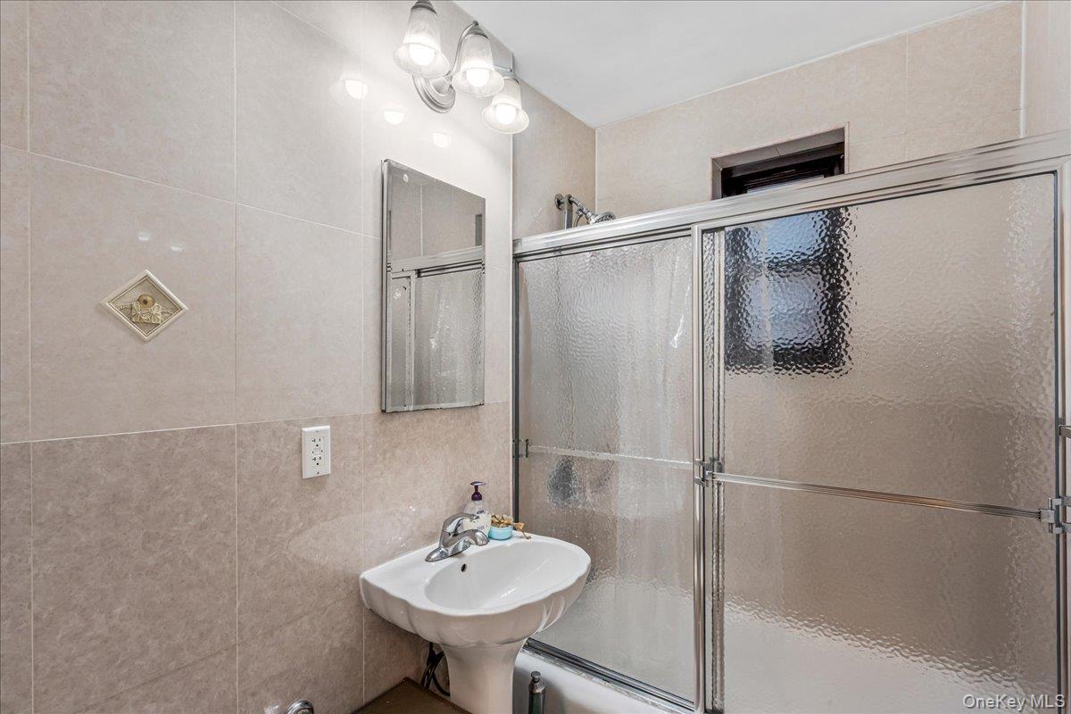 211-02 73rd Avenue 4p Property Photo 15