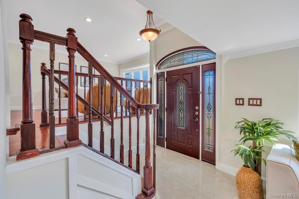 16 Phipps Lane Property Photo 4