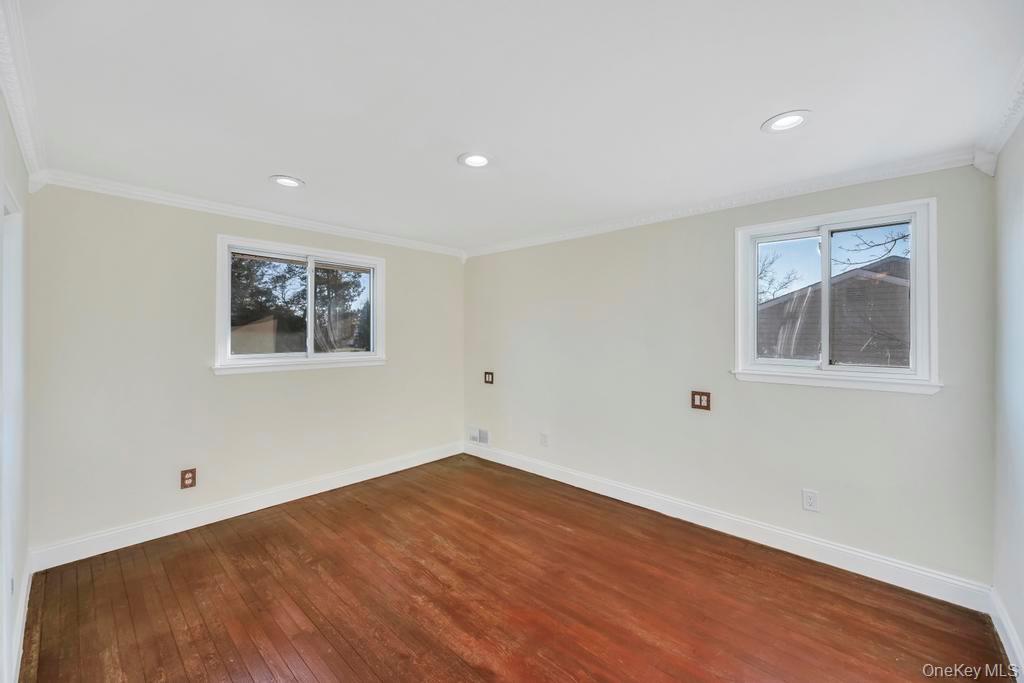 16 Phipps Lane Property Photo 16