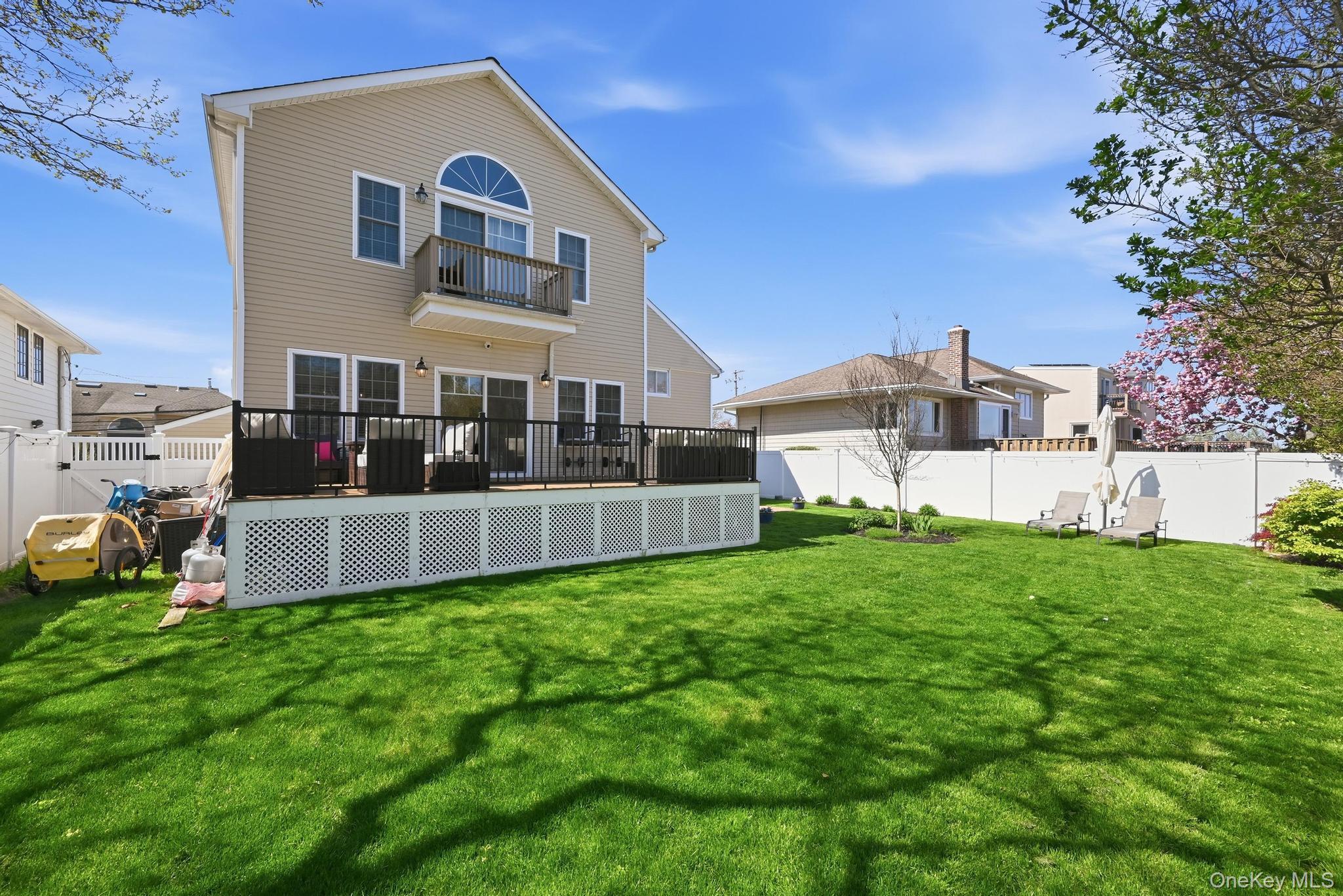 827 Channel Road Property Photo 6