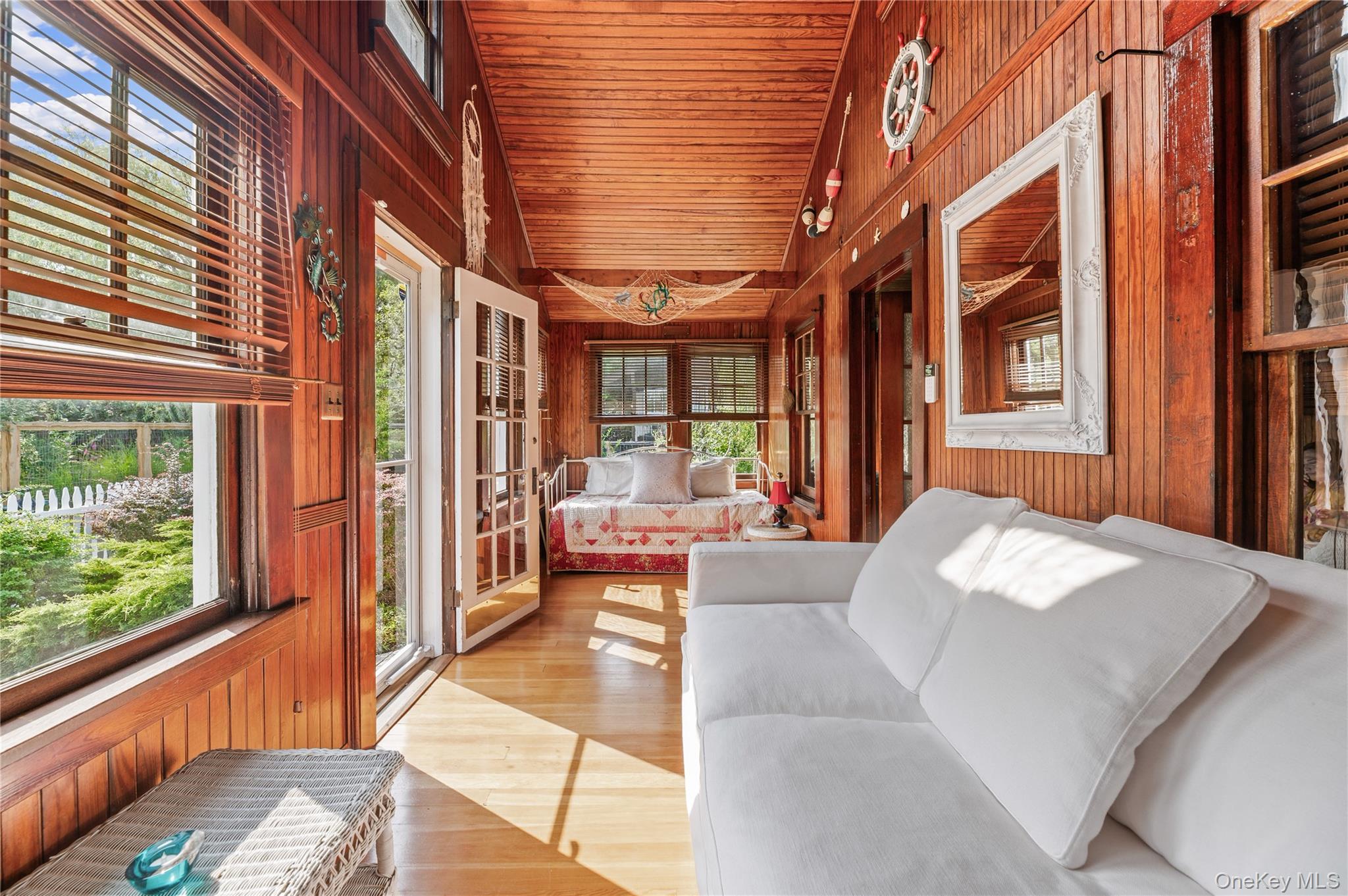 40 Bungalow Walk Property Photo 3