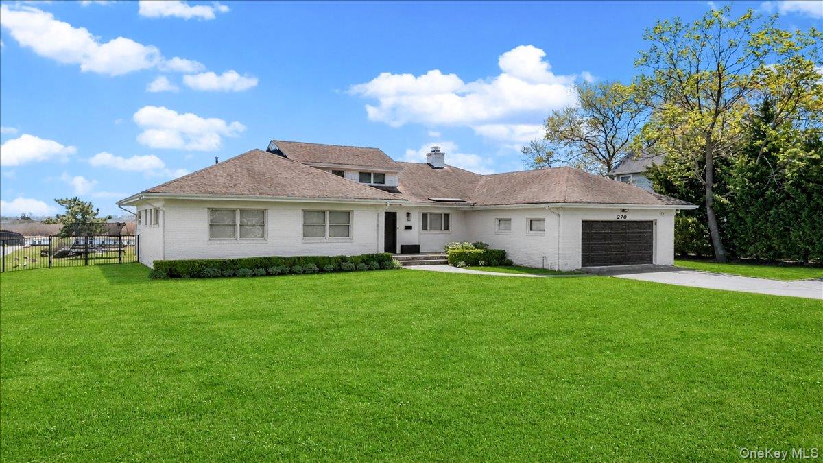 270 Dolphin Drive Property Photo 2