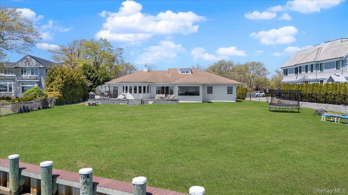 270 Dolphin Drive Property Photo 6