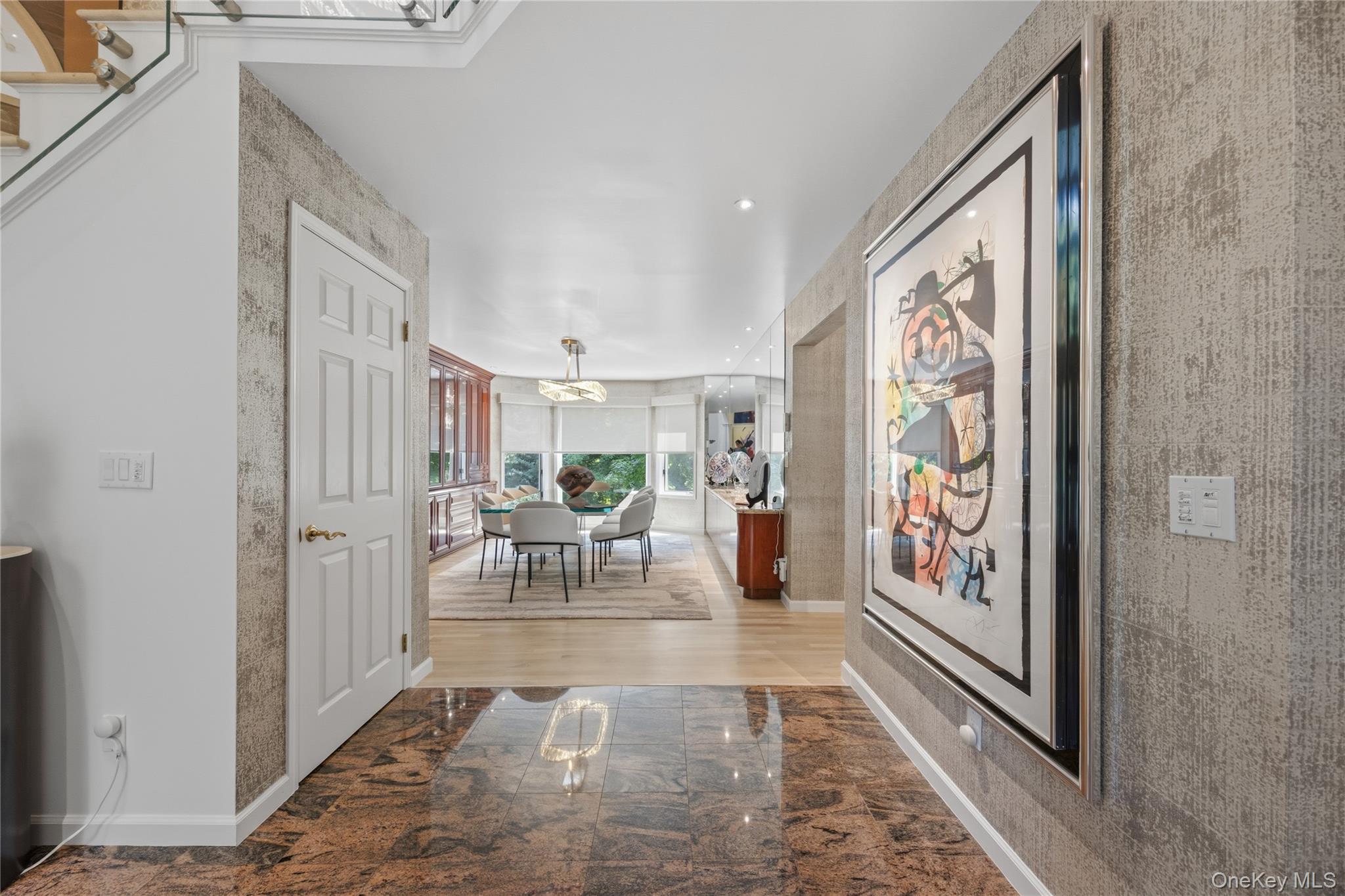 6 Canterbury Court Property Photo 6