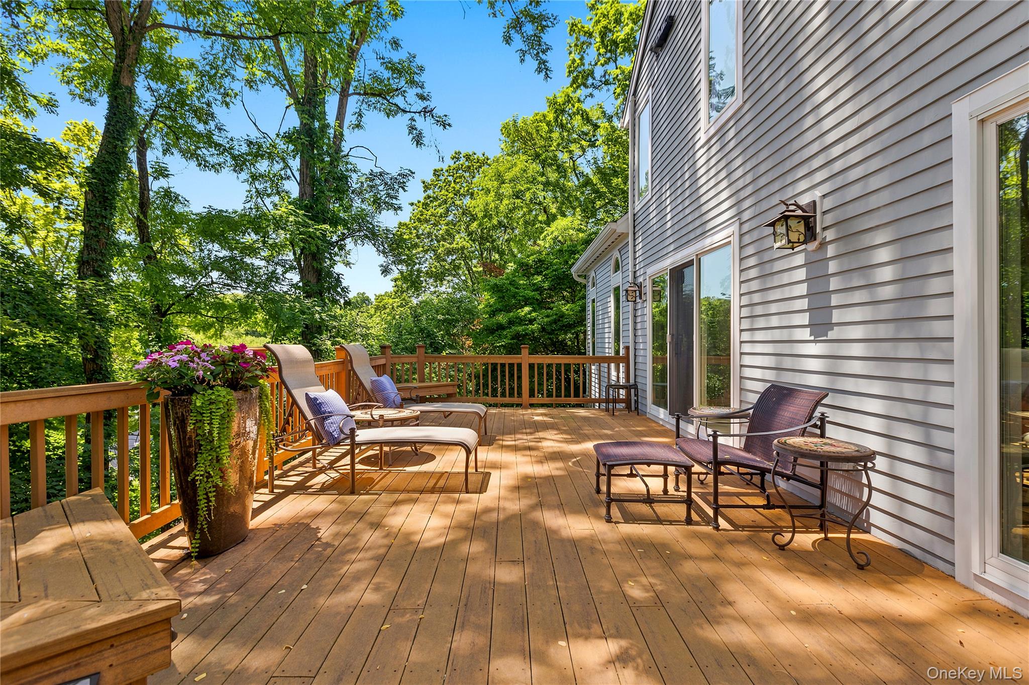 6 Canterbury Court Property Photo 17