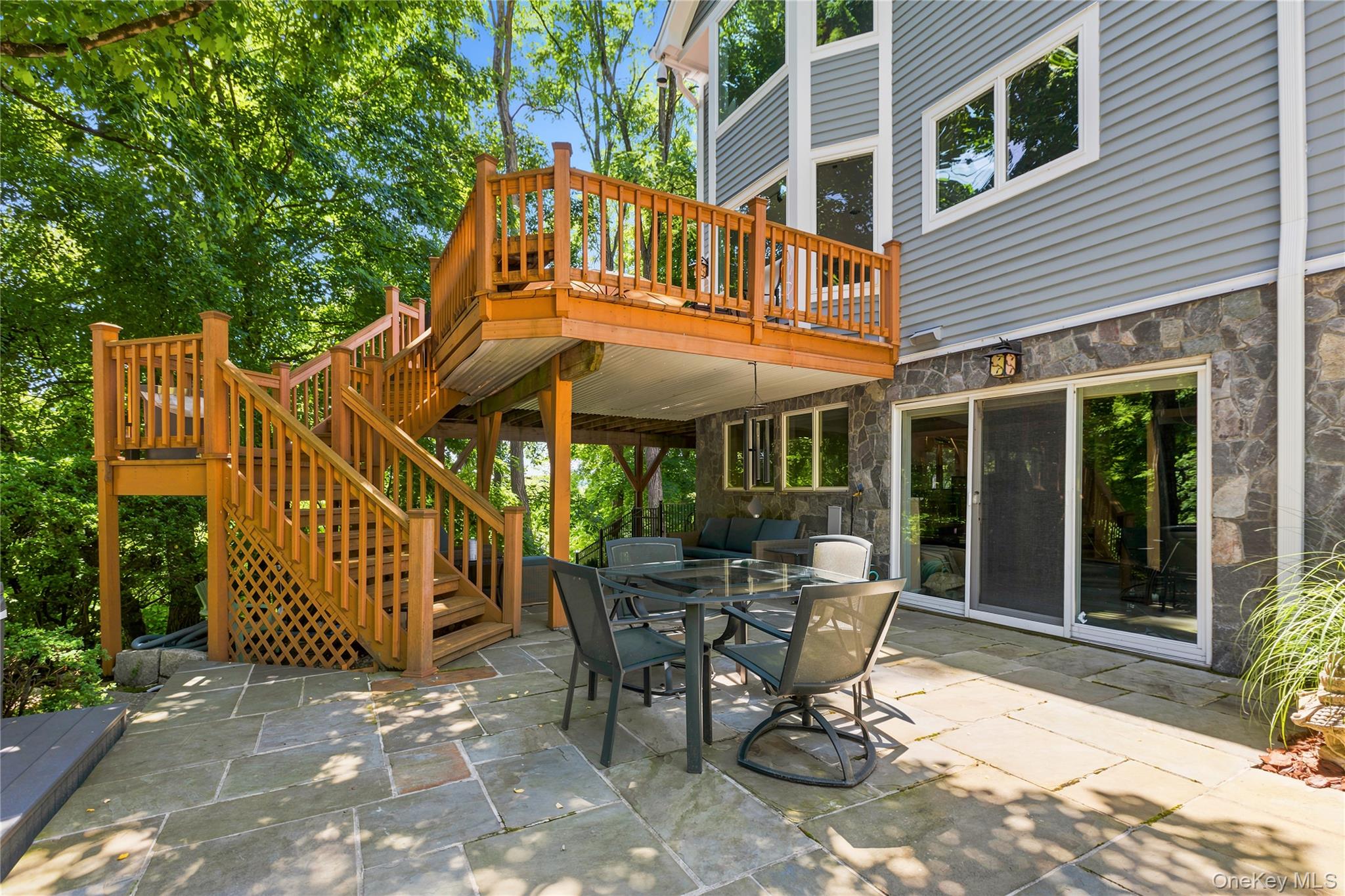 6 Canterbury Court Property Photo 21