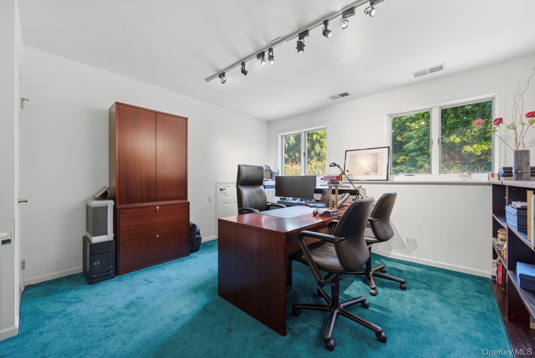 6 Canterbury Court Property Photo 42