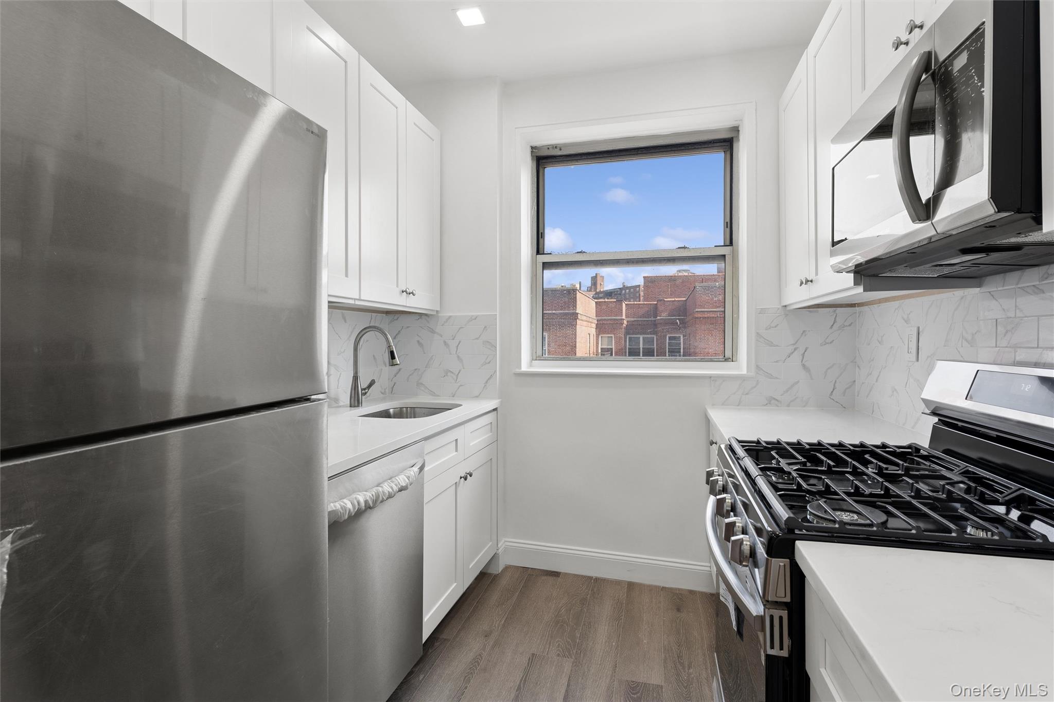 68-61 Yellowstone Boulevard 705 Property Photo 2