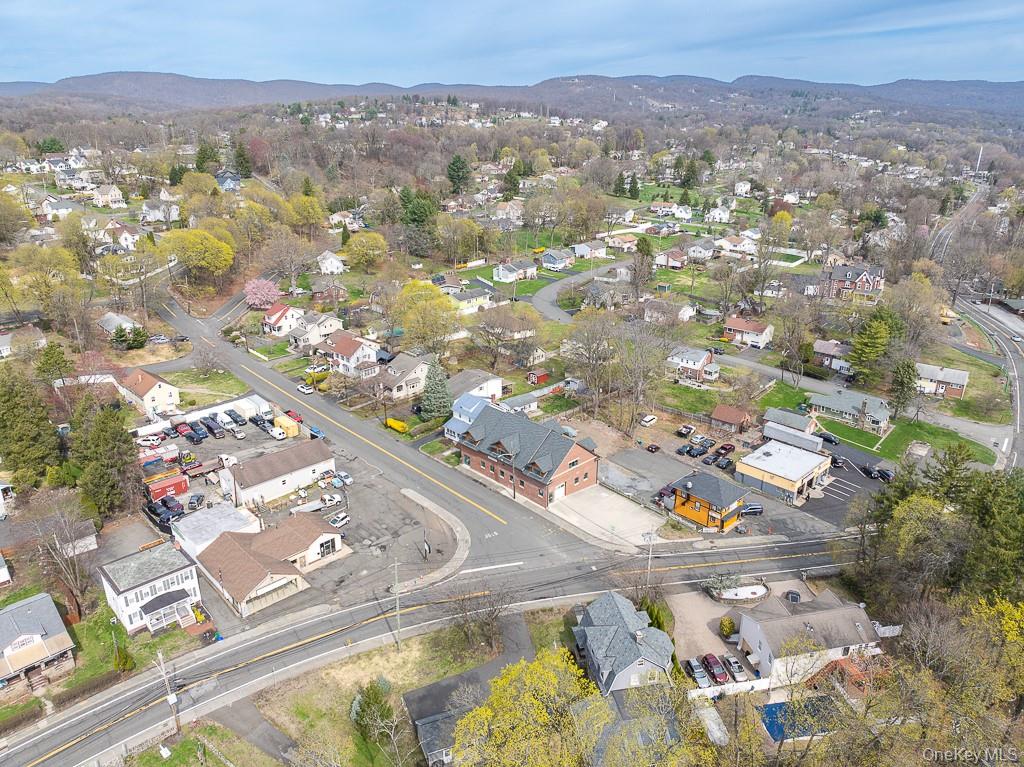 1 Teneyck Street Property Photo 6
