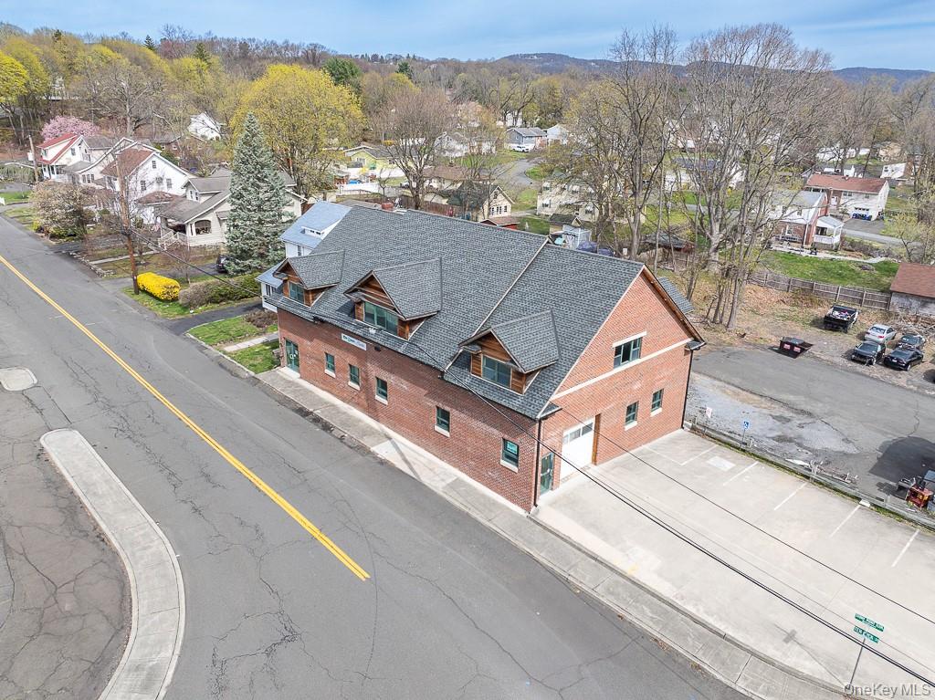 1 Teneyck Street Property Photo 1