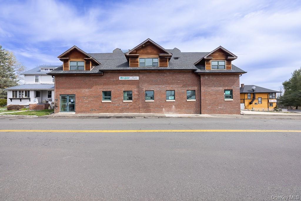 1 Teneyck Street Property Photo 2