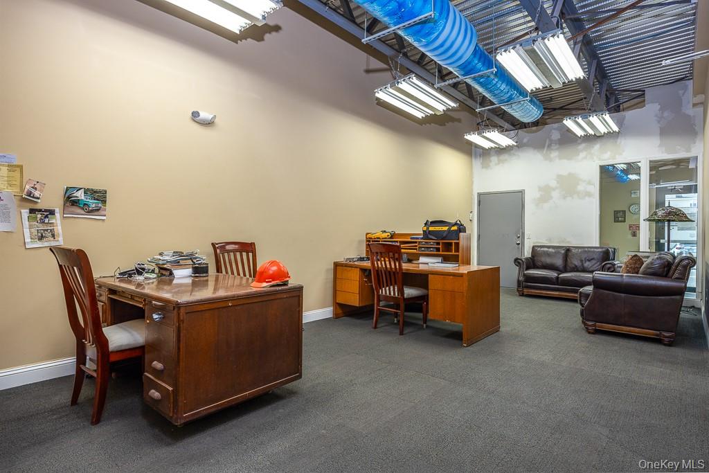 1 Teneyck Street Property Photo 21