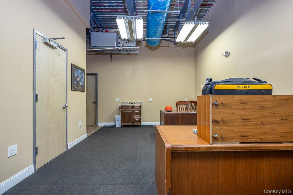 1 Teneyck Street Property Photo 22